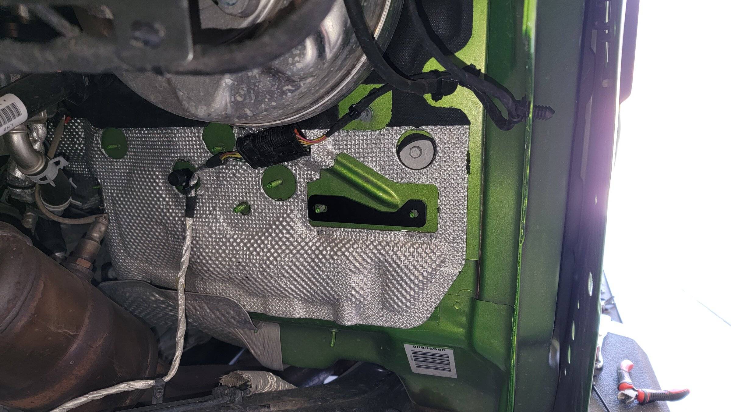Jeep Wrangler JL Grimm Offroad Mount + ARB Compressor Install 05 - Wiring Re-routed and Grimm Space in Place