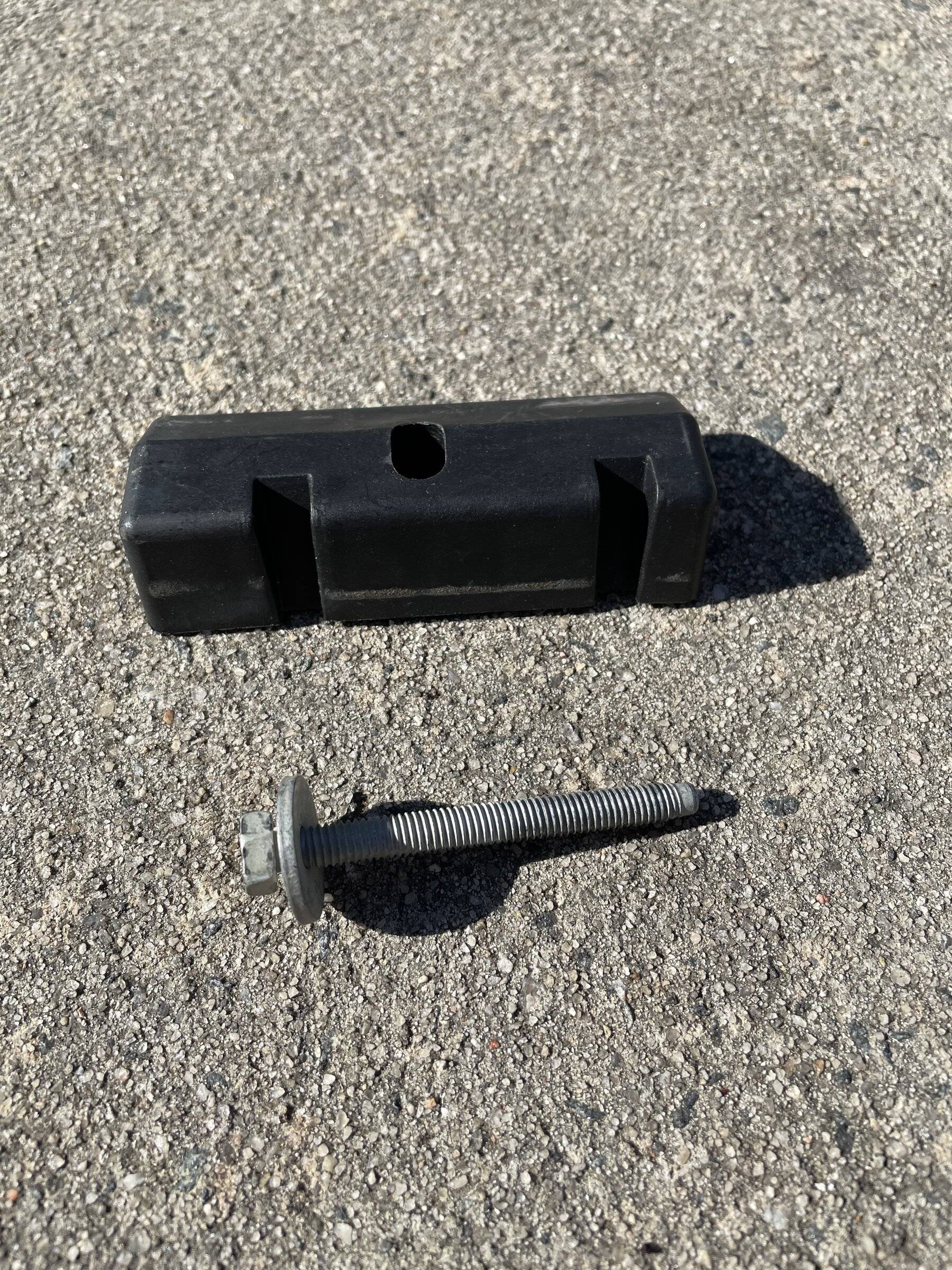 Jeep Wrangler JL What is this part? 469A10BD-095F-4020-AA4F-AB47C6EF6E2B