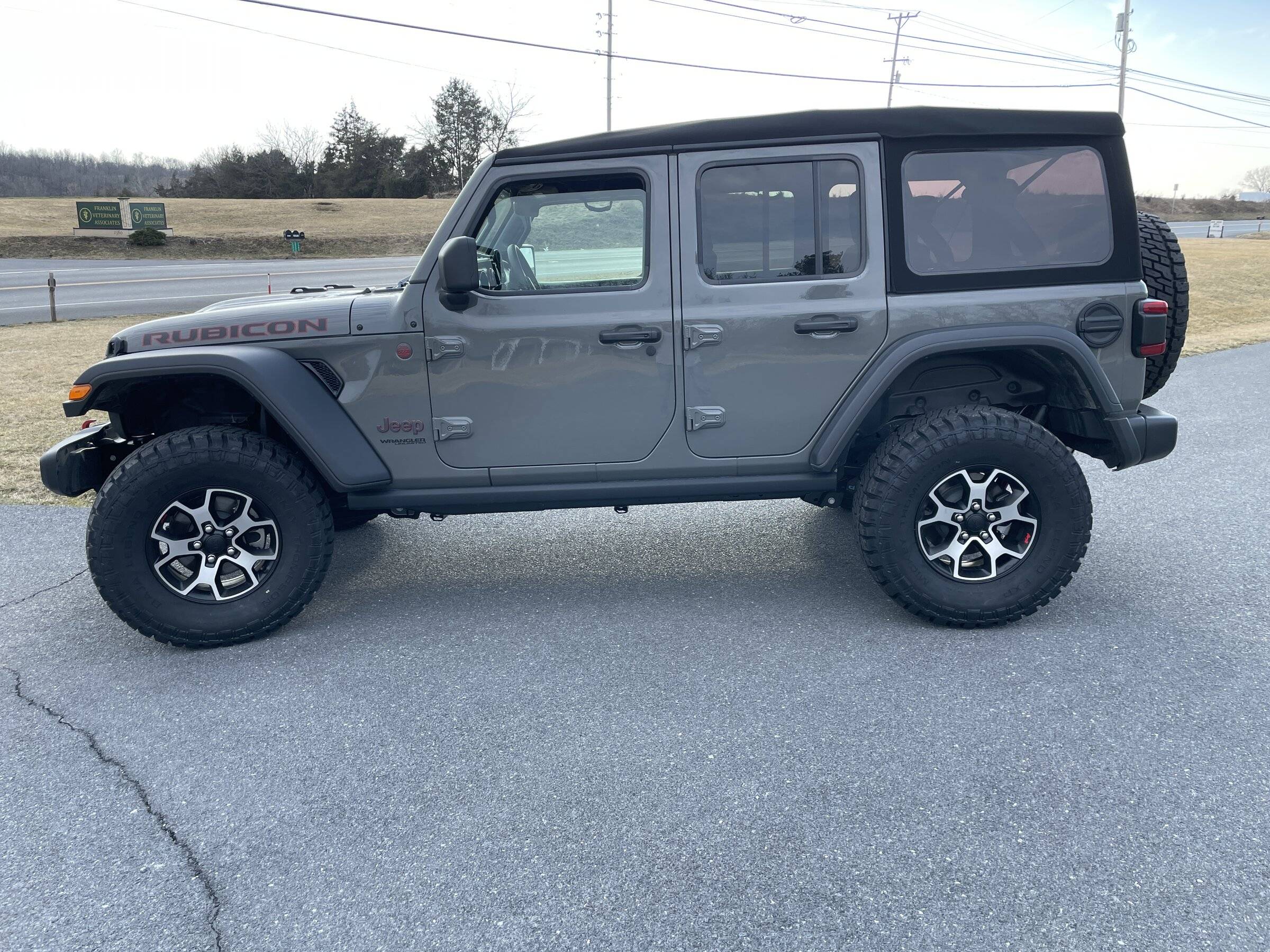Jeep Wrangler JL Nitto Recon Grapplers 14D310E2-DD0D-4ED4-AFD5-F97105429369