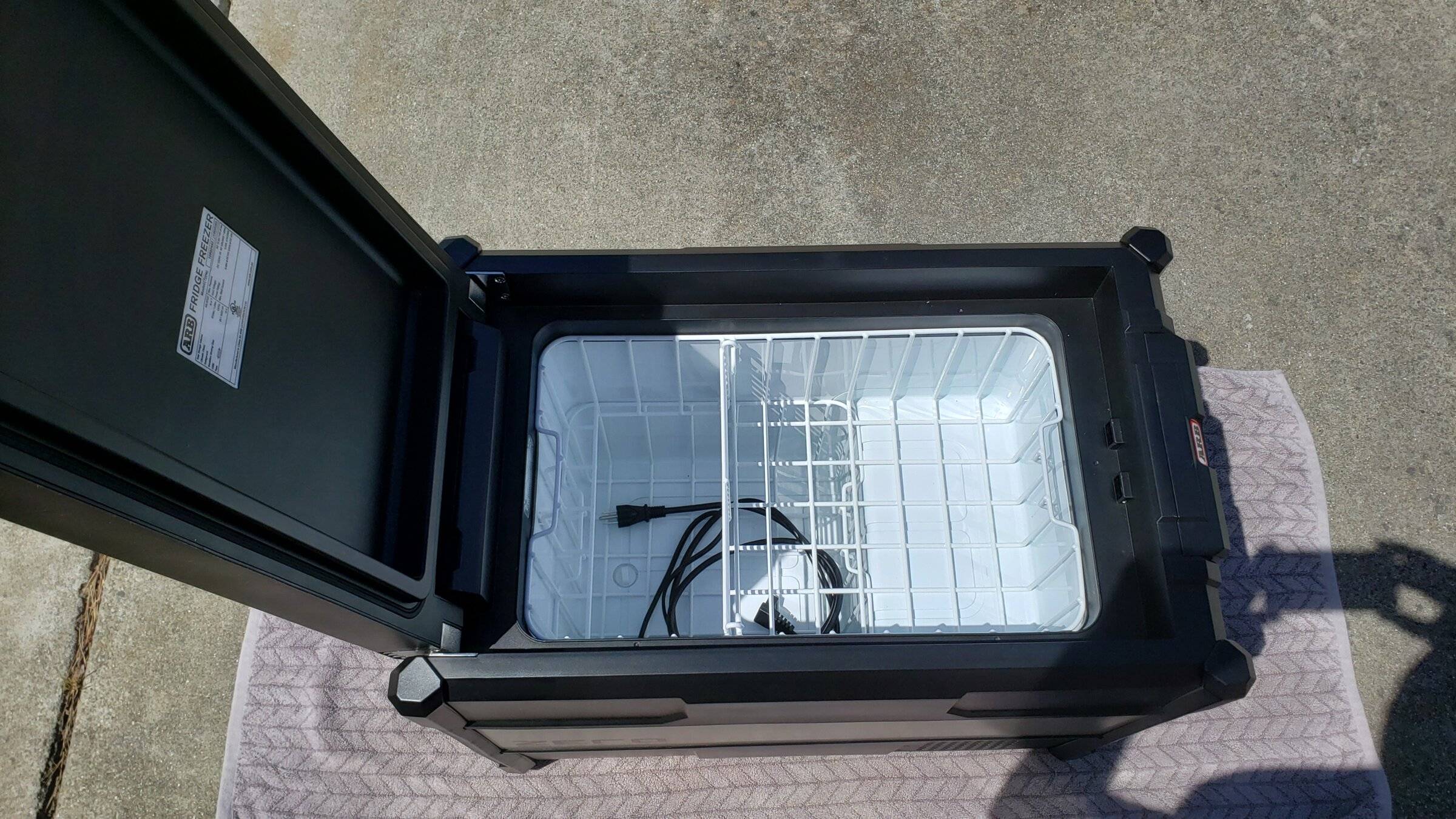 Jeep Wrangler JL ARB ZERO FRIDGE AND SLIDER - 47QT 20210424_140832