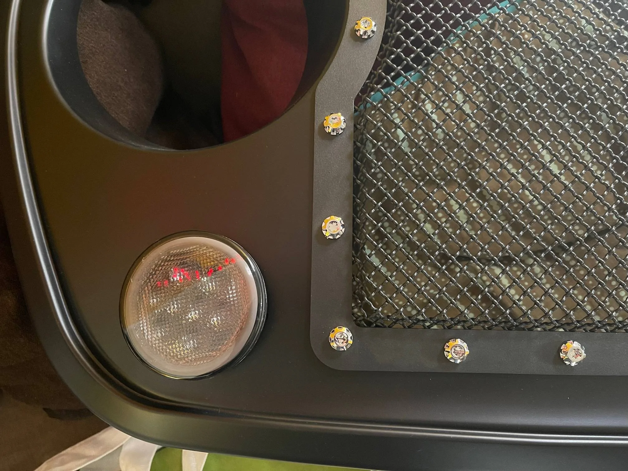 Jeep Wrangler JL Stylish grills that aren't ANGRY. Do they exist? IMG_0342