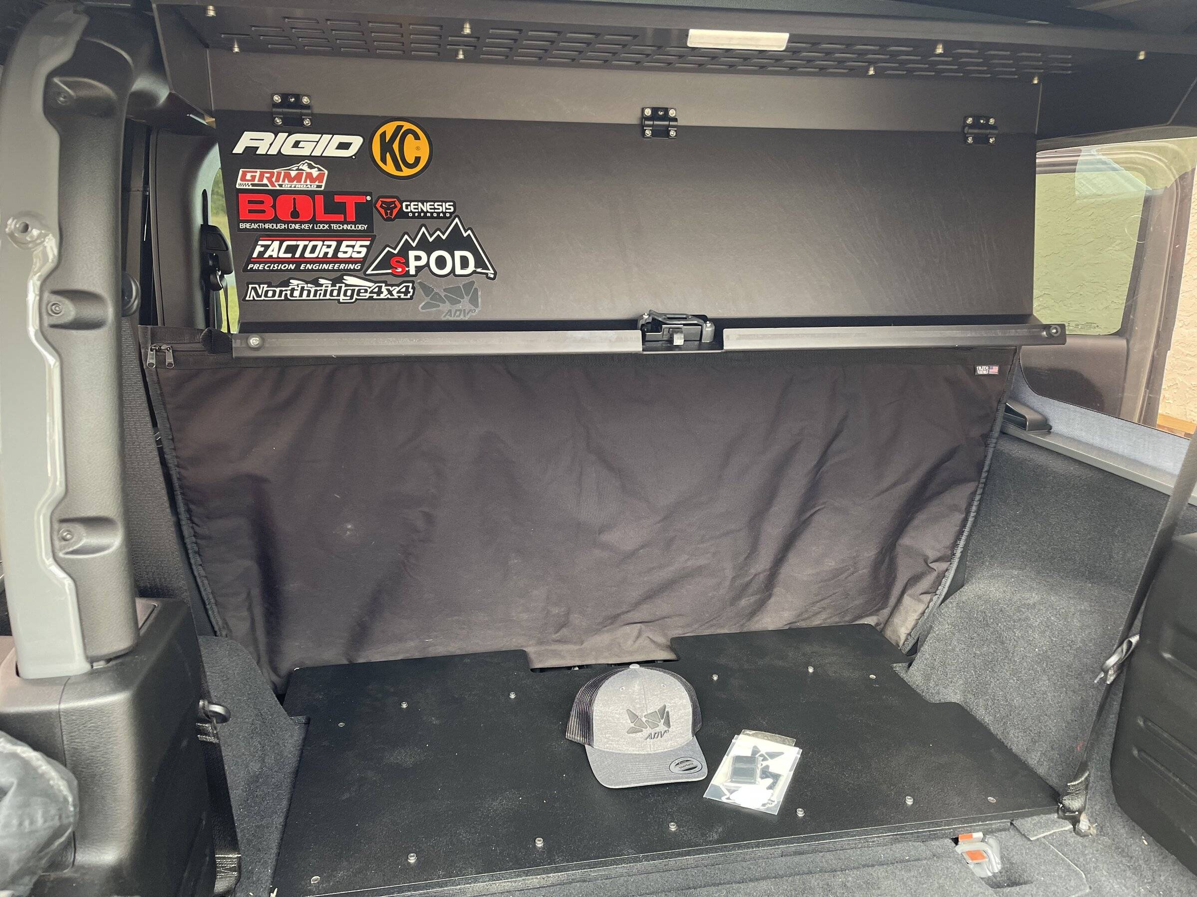 Jeep Wrangler JL rear footwell storage solutions? 2FF372E1-905D-4AE9-9FC6-ACB7D9EF1525