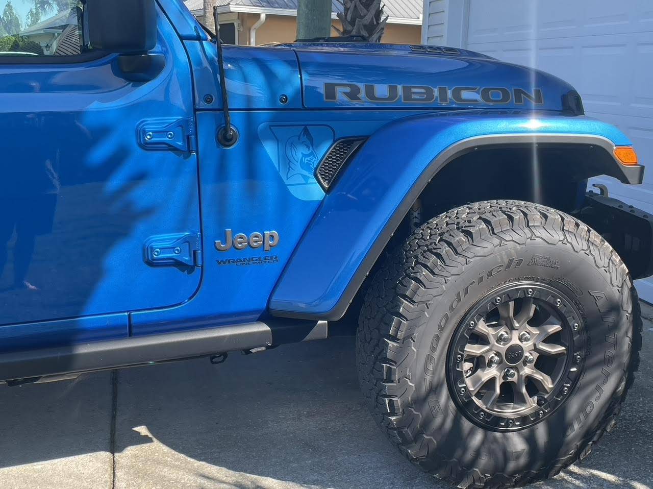 Jeep Wrangler JL Side Fender Vent Decals A598D8FC-B26A-4AED-9CD9-C5F0D309778E