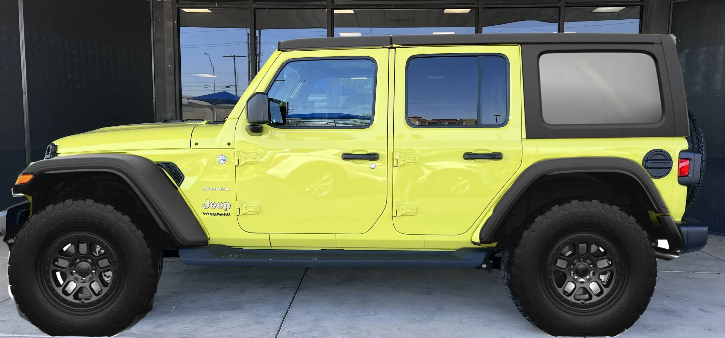 Jeep Wrangler JL Photoshop friends please help FC5B77BD-9577-4AD4-8602-FDD478808ABC