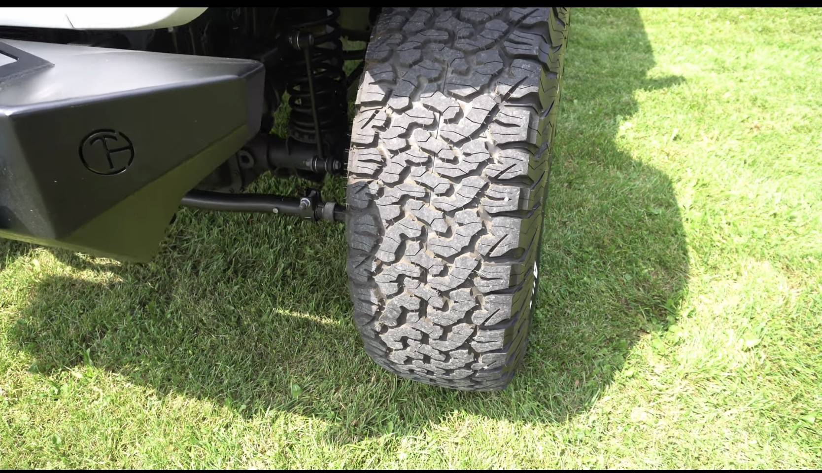 Jeep Wrangler JL FRONT BUMPER ID HELP fullsizeoutput_3fd