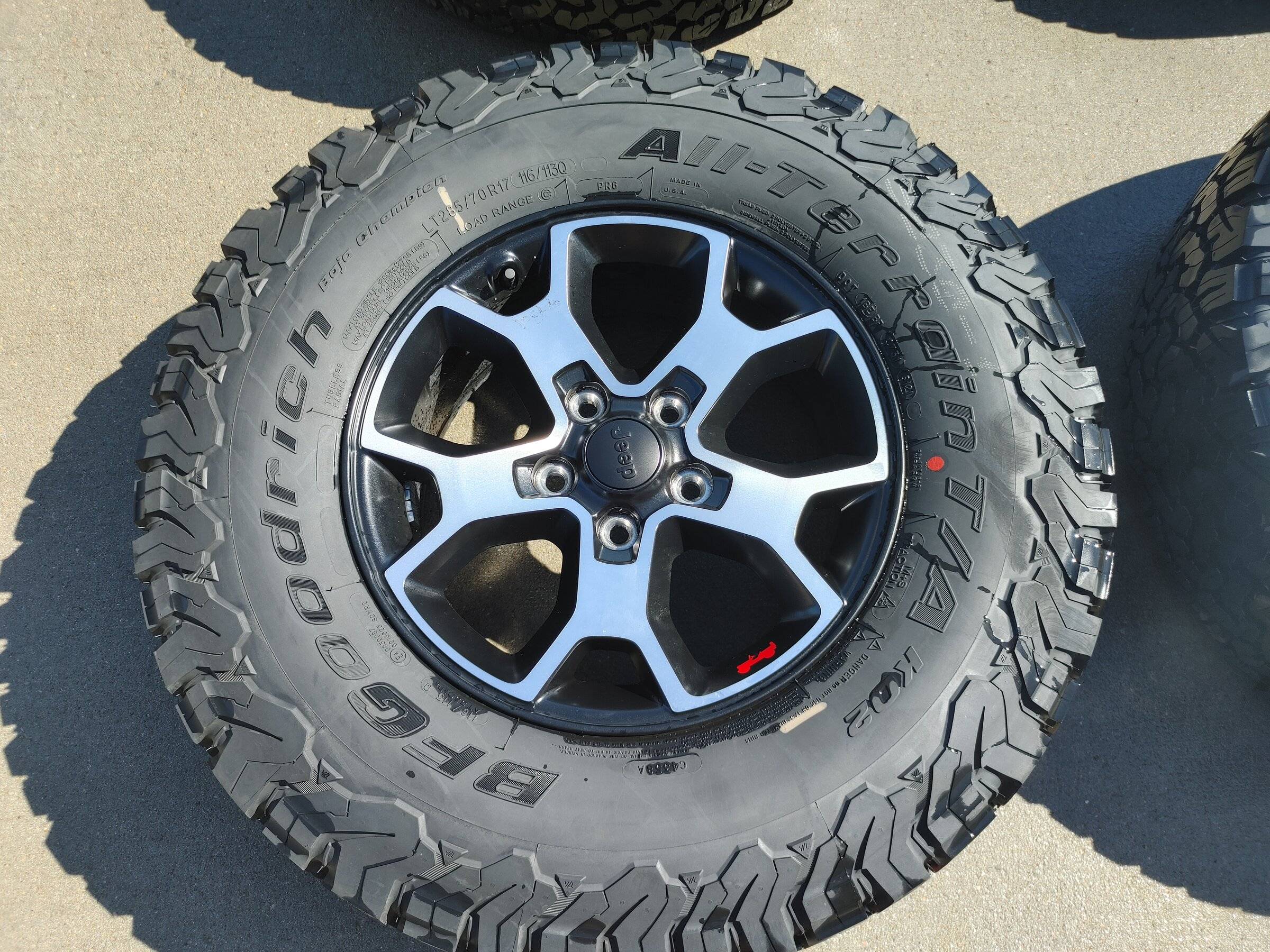 Jeep Wrangler JL 2022 Rubicon Wheels/Tires 20220313_121314_HDR