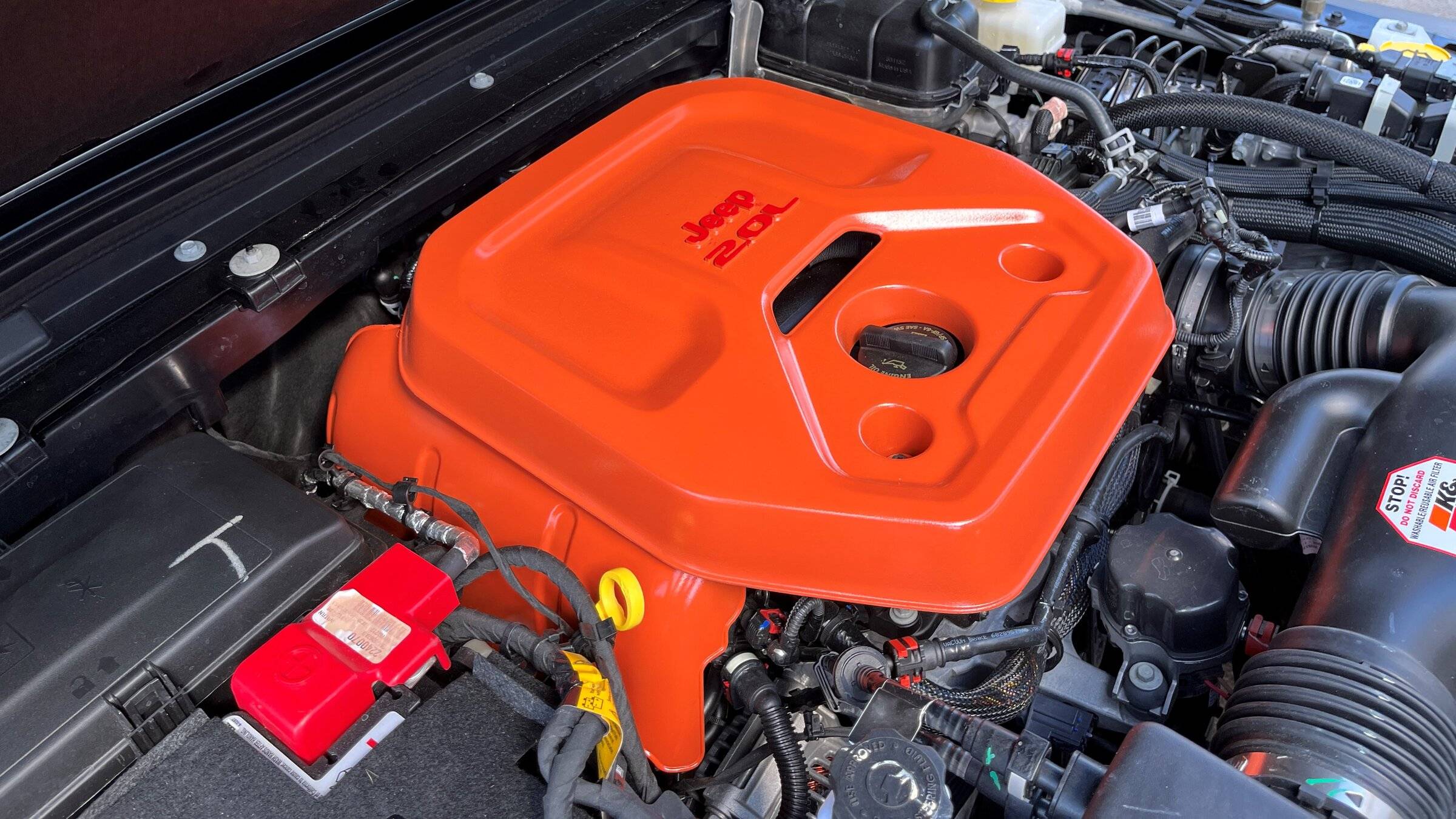 Jeep Wrangler JL Painted the engine cover 2022WranglerWillys-10