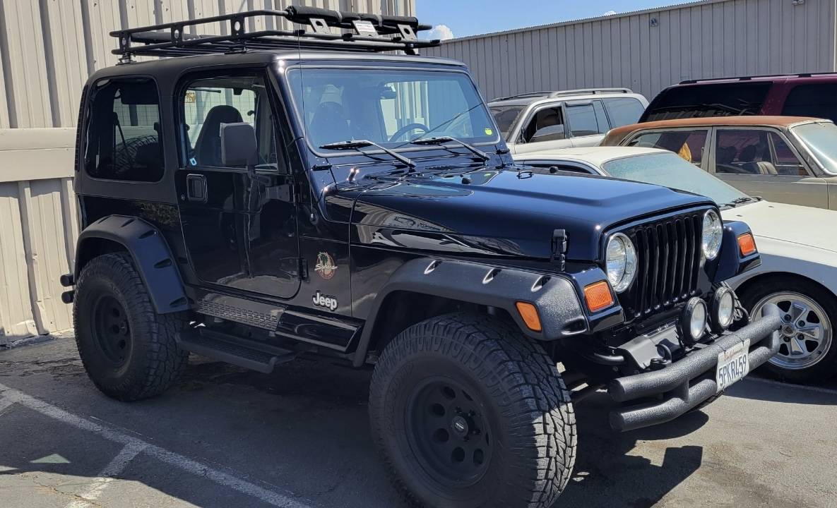 Jeep Wrangler JL What was your previous daily driver? ADA38BD1-975D-4D4C-A97F-FBCFF8B7DD05