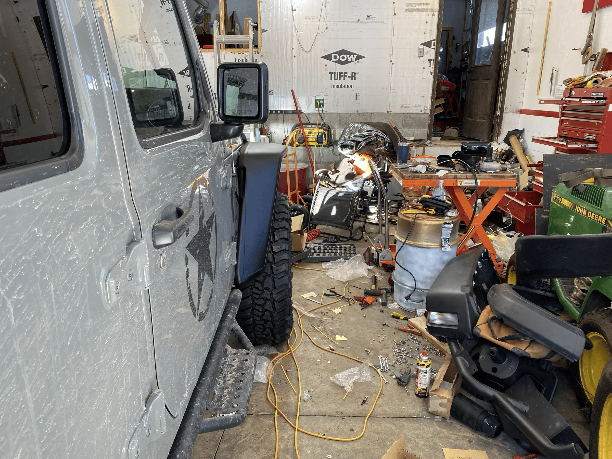 Jeep Wrangler JL Rugged Ridge MaxTerrain vs Bushwacker Hyperform tempImagekYJkTX