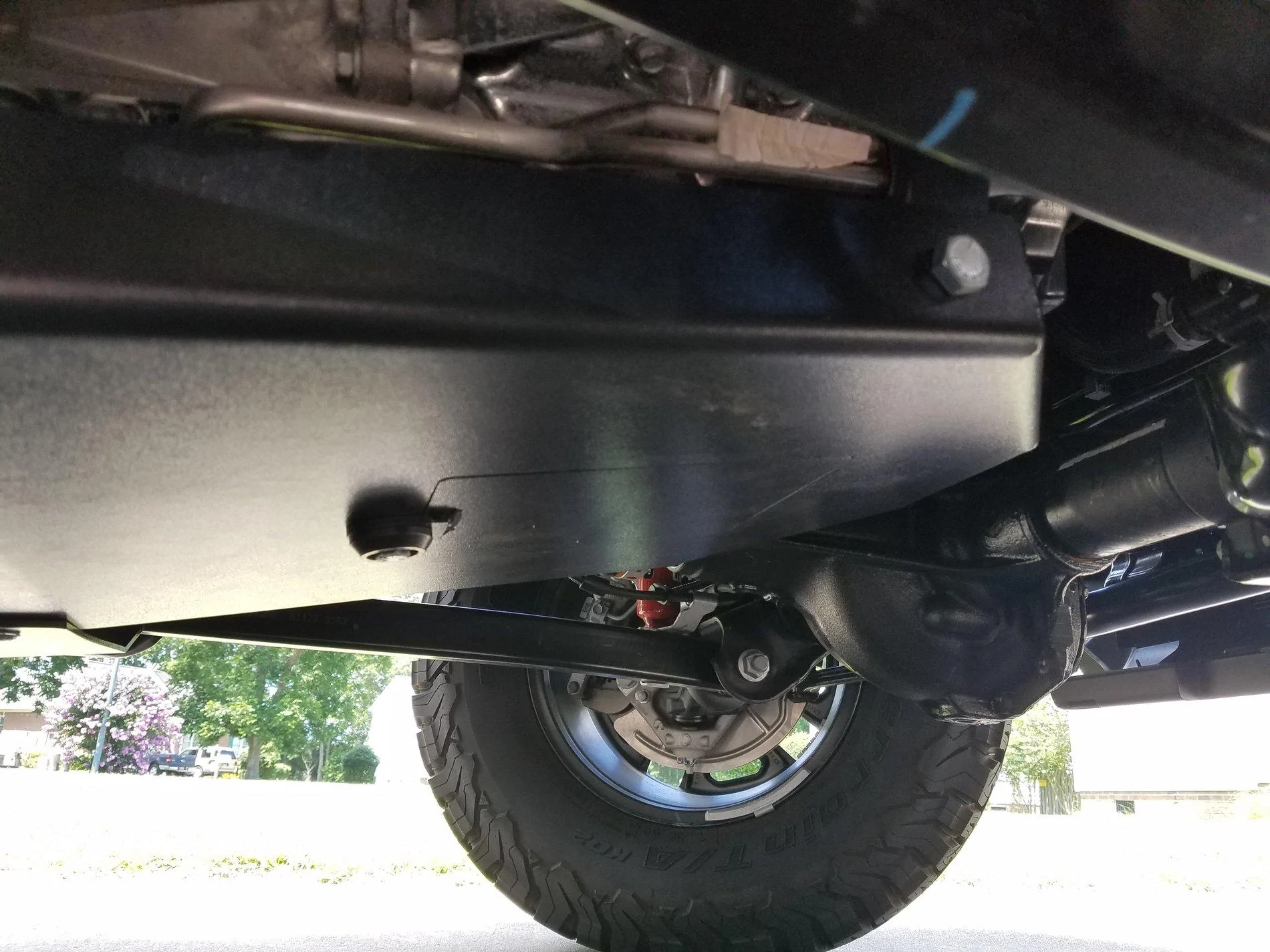 Jeep Wrangler JL Rock Hard 4X4 skids installed 20180623_120609
