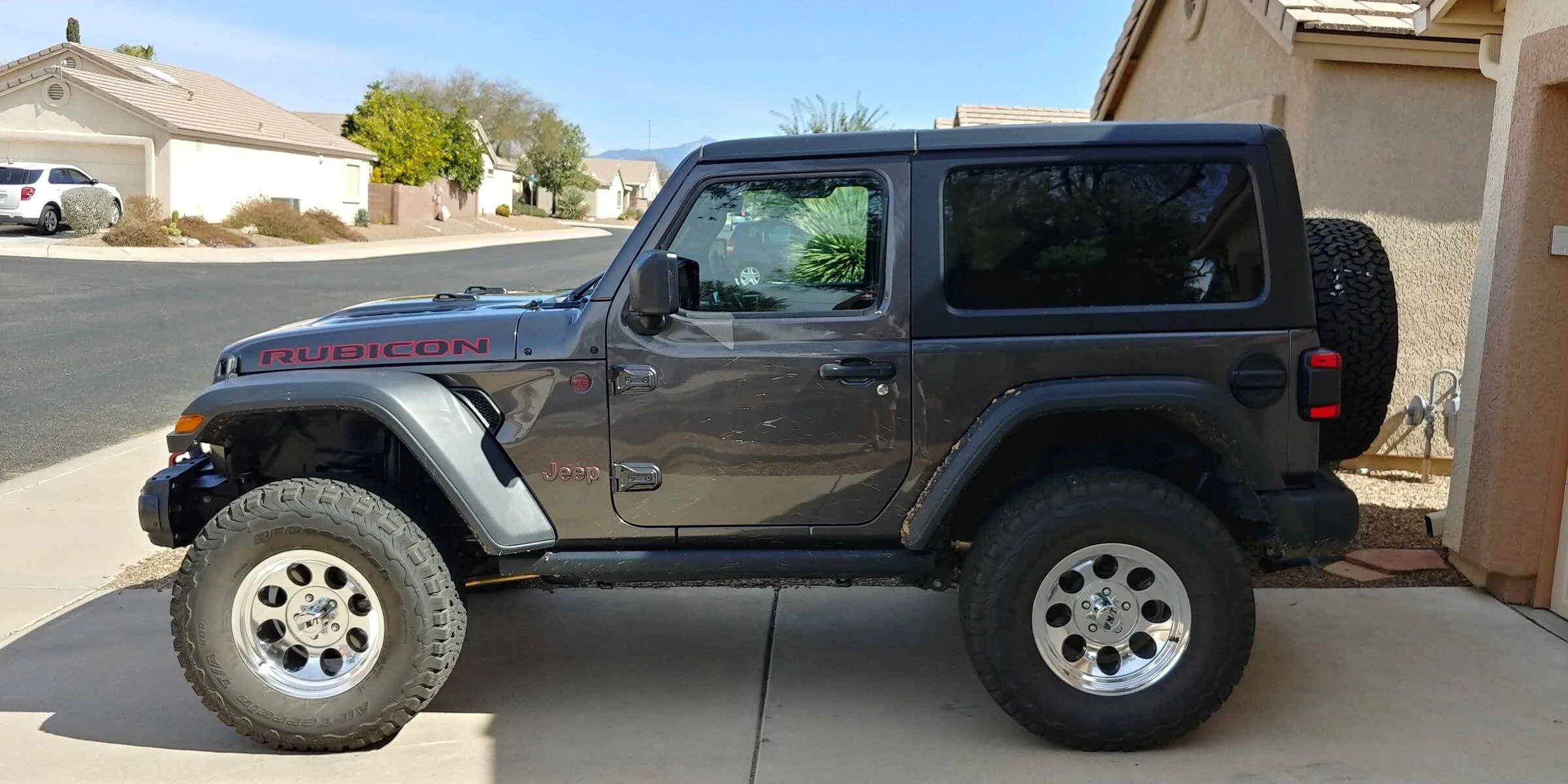 Jeep Wrangler JL JLRs with 35s 0227221320_HDR