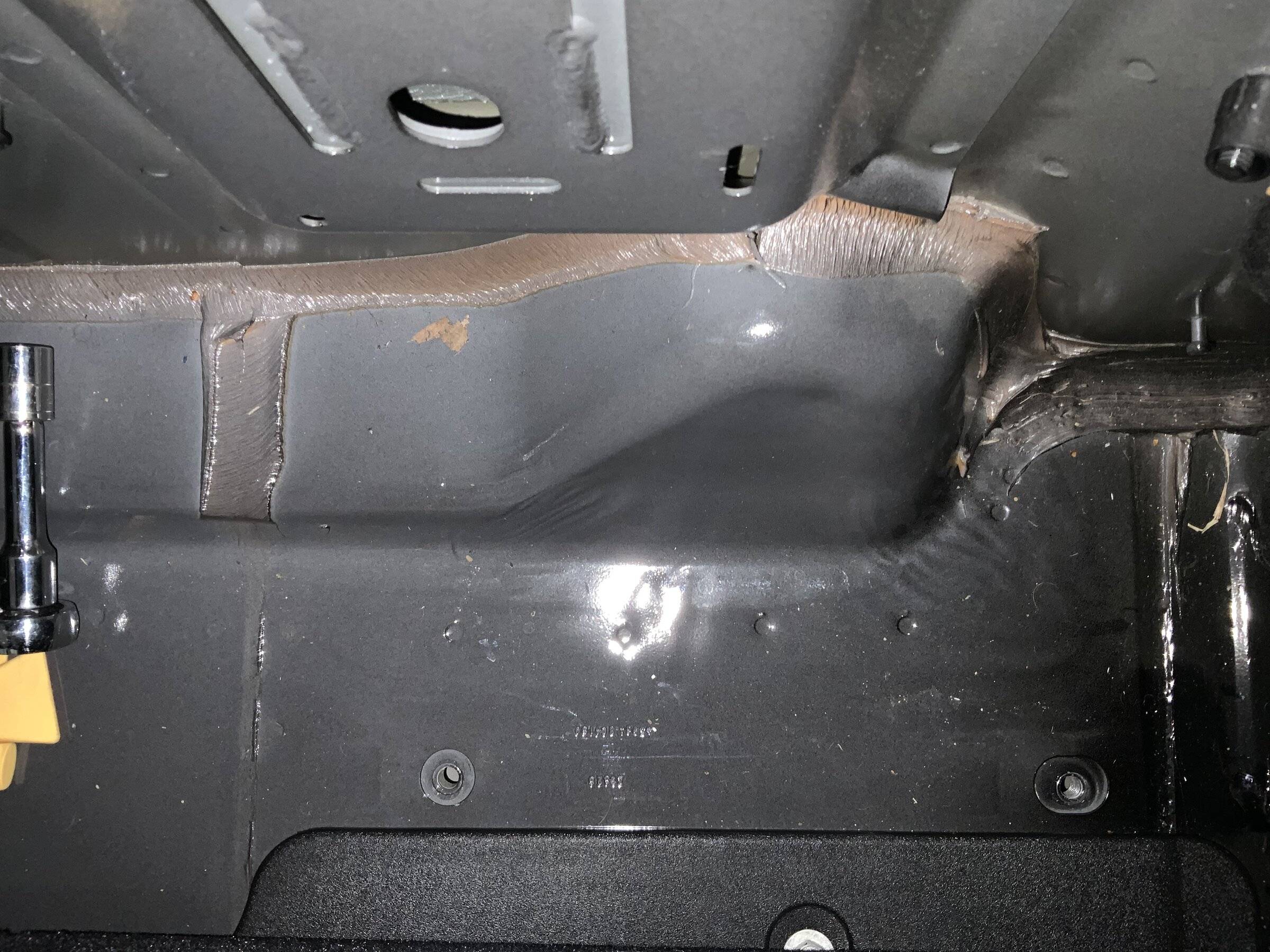 Jeep Wrangler JL Cargo Area Body Rippling 6108DCED-73B7-42B0-8114-BAC1F01990AC