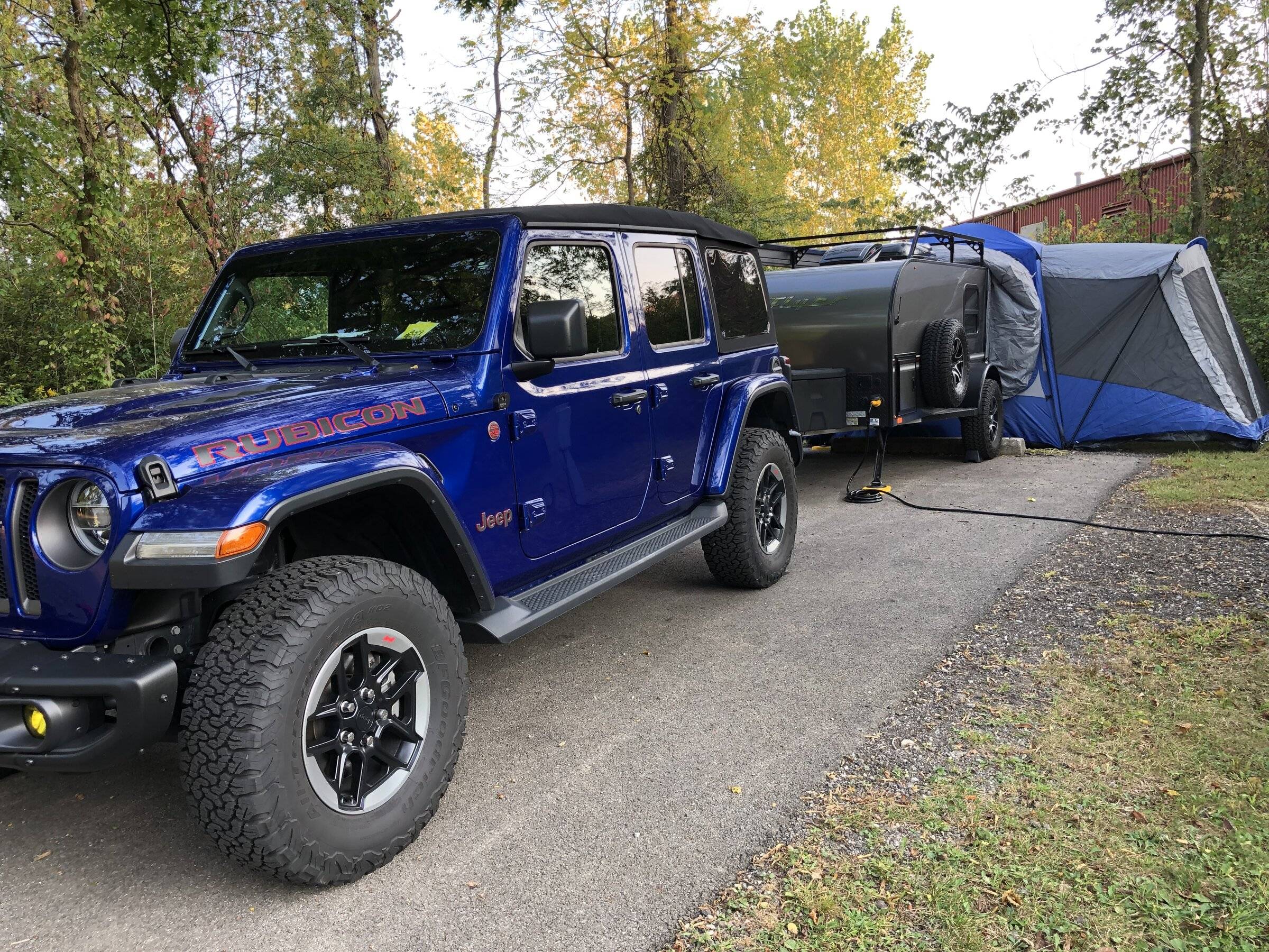 Jeep Wrangler JL Did I get the wrong color Blue?? 20190913_223654710_iOS