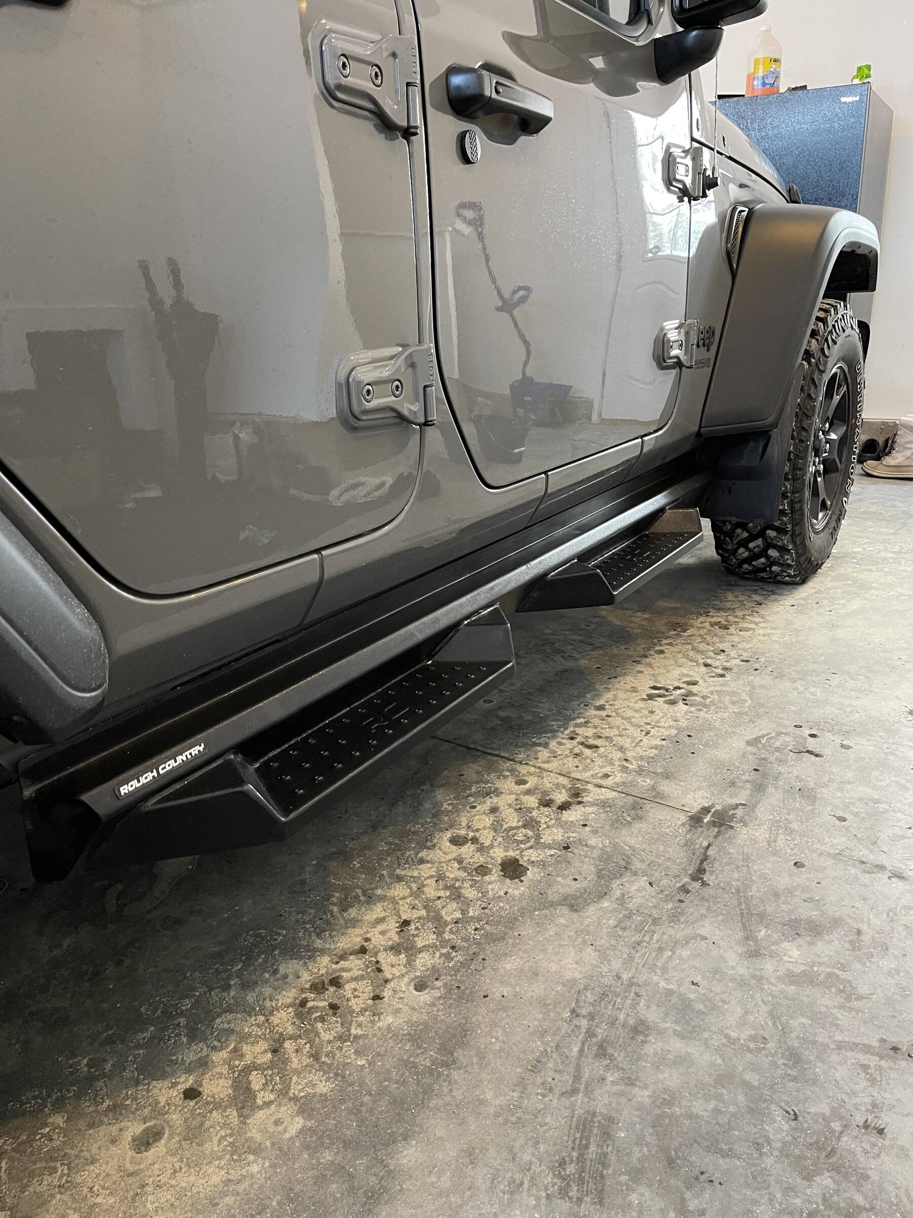 Jeep Wrangler JL Rock rails / Sliders 30C40D99-1851-4607-BC04-3574FC70AEA3