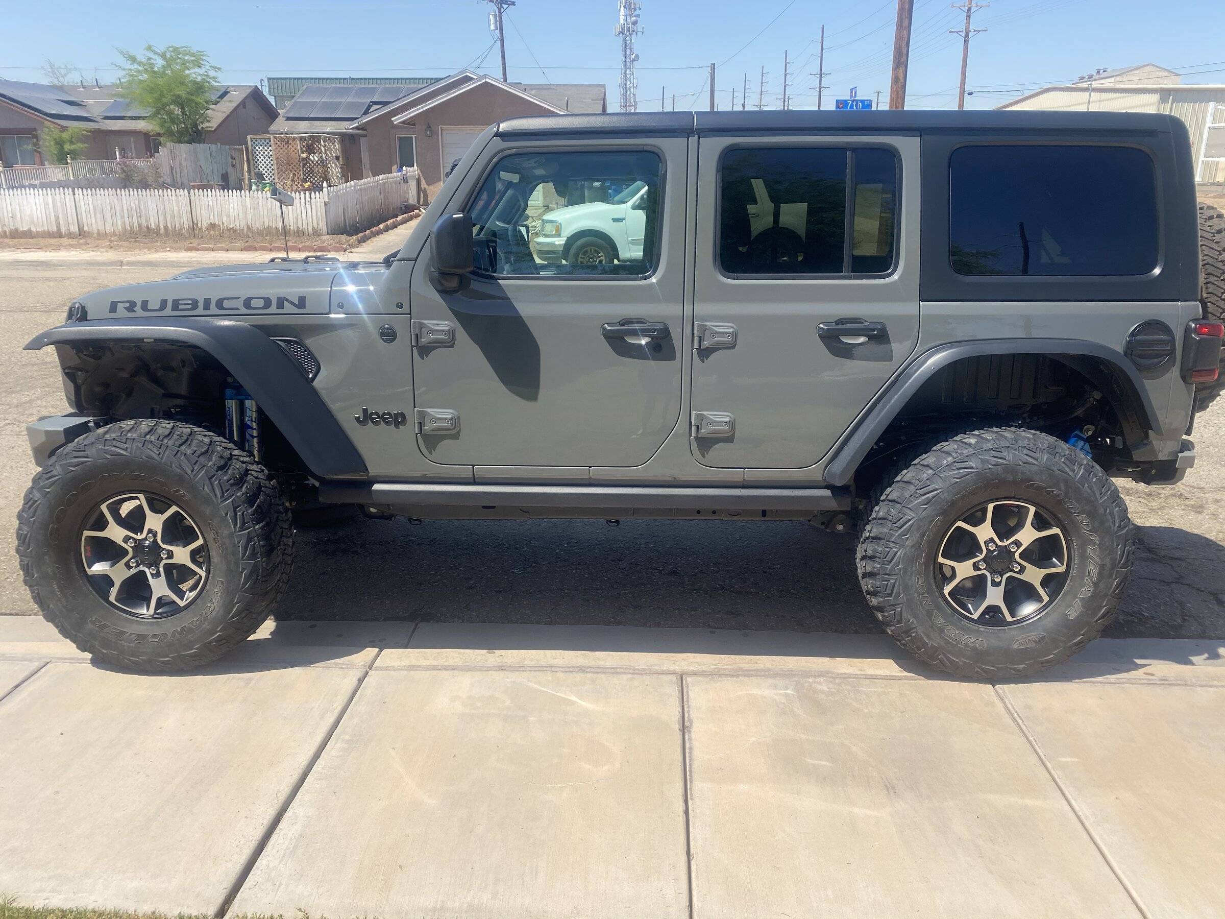 Jeep Wrangler JL Rubicon wheel overlays? 60B628FE-5E41-4932-BA11-6D4AD0E71DBF