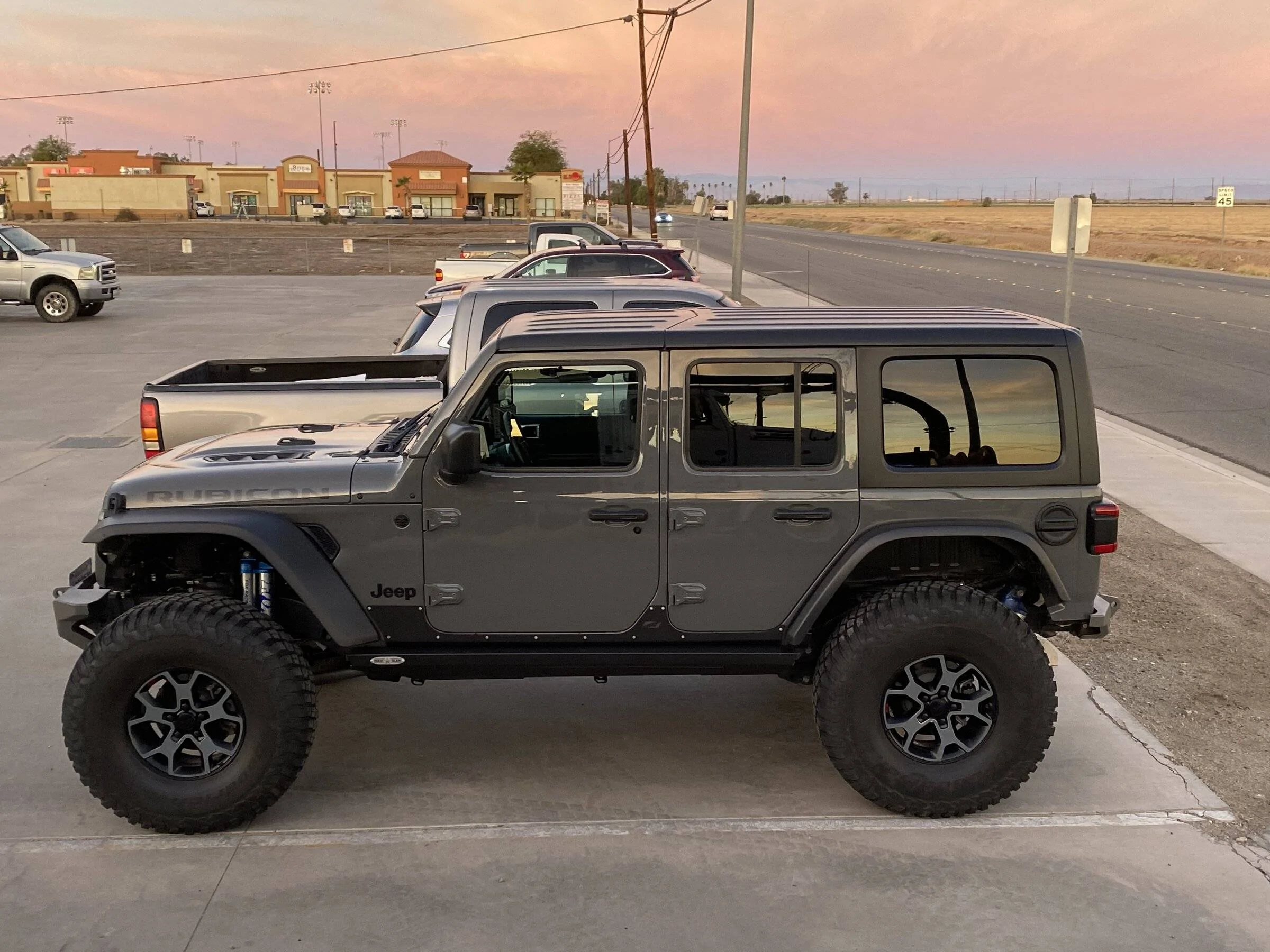 Jeep Wrangler JL Rubicon wheel overlays? AD2F8E7E-305A-4F24-A425-14405AC39851