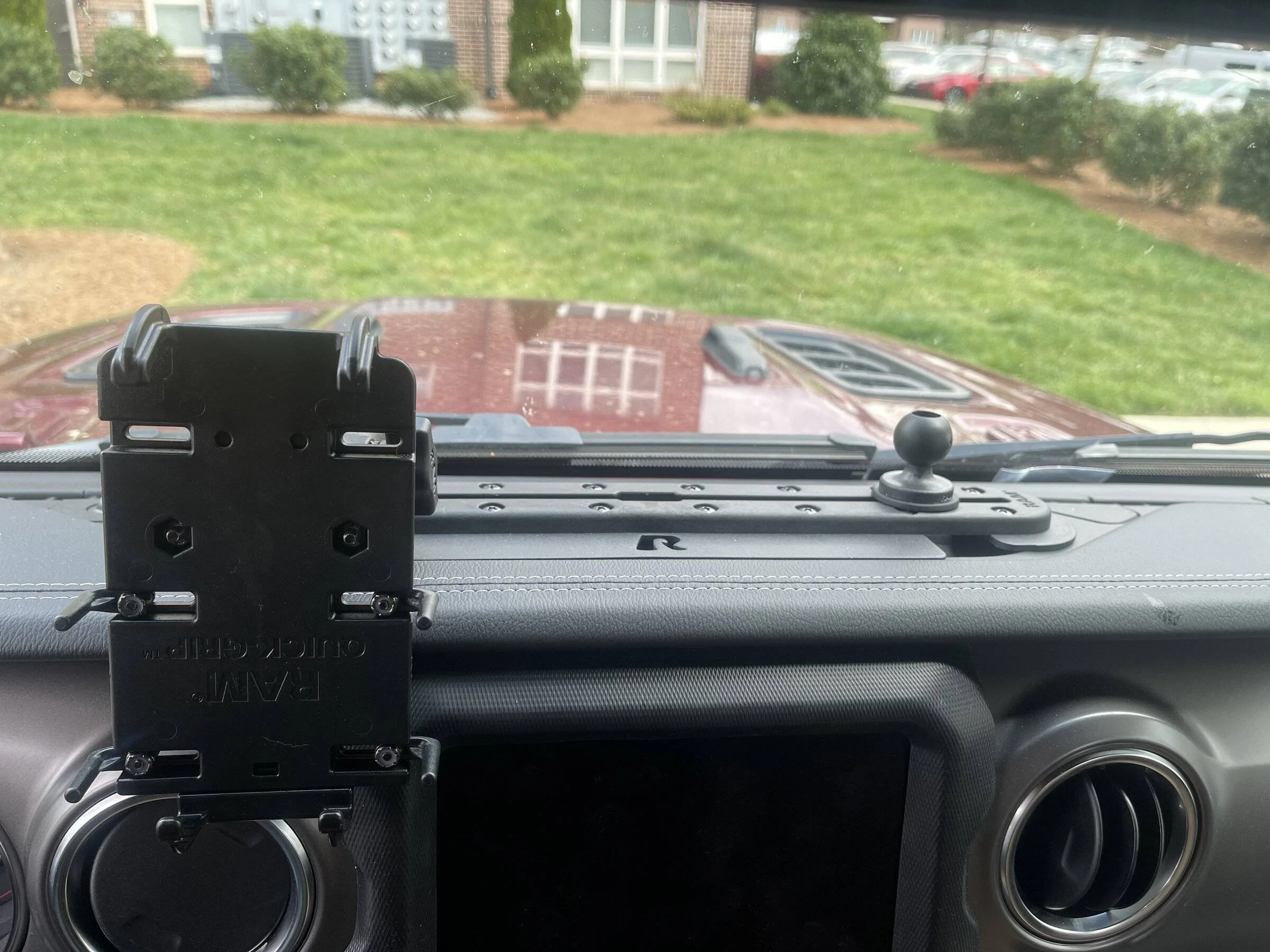 Jeep Wrangler JL Cell phone mount recommendations 5F09892D-274D-4A6E-A744-6D9502CBCAED