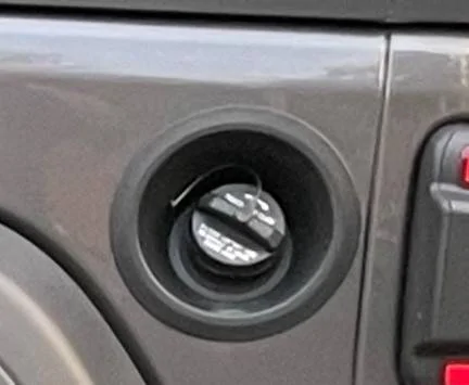 Jeep Wrangler JL removing fuel filler bezel IMG_5620