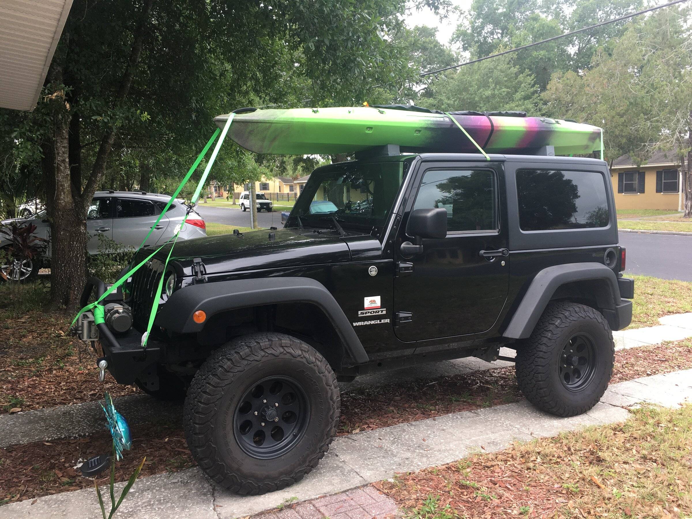 How To Haul Kayaks On A Jeep Wrangler: Expert Tips & Tricks