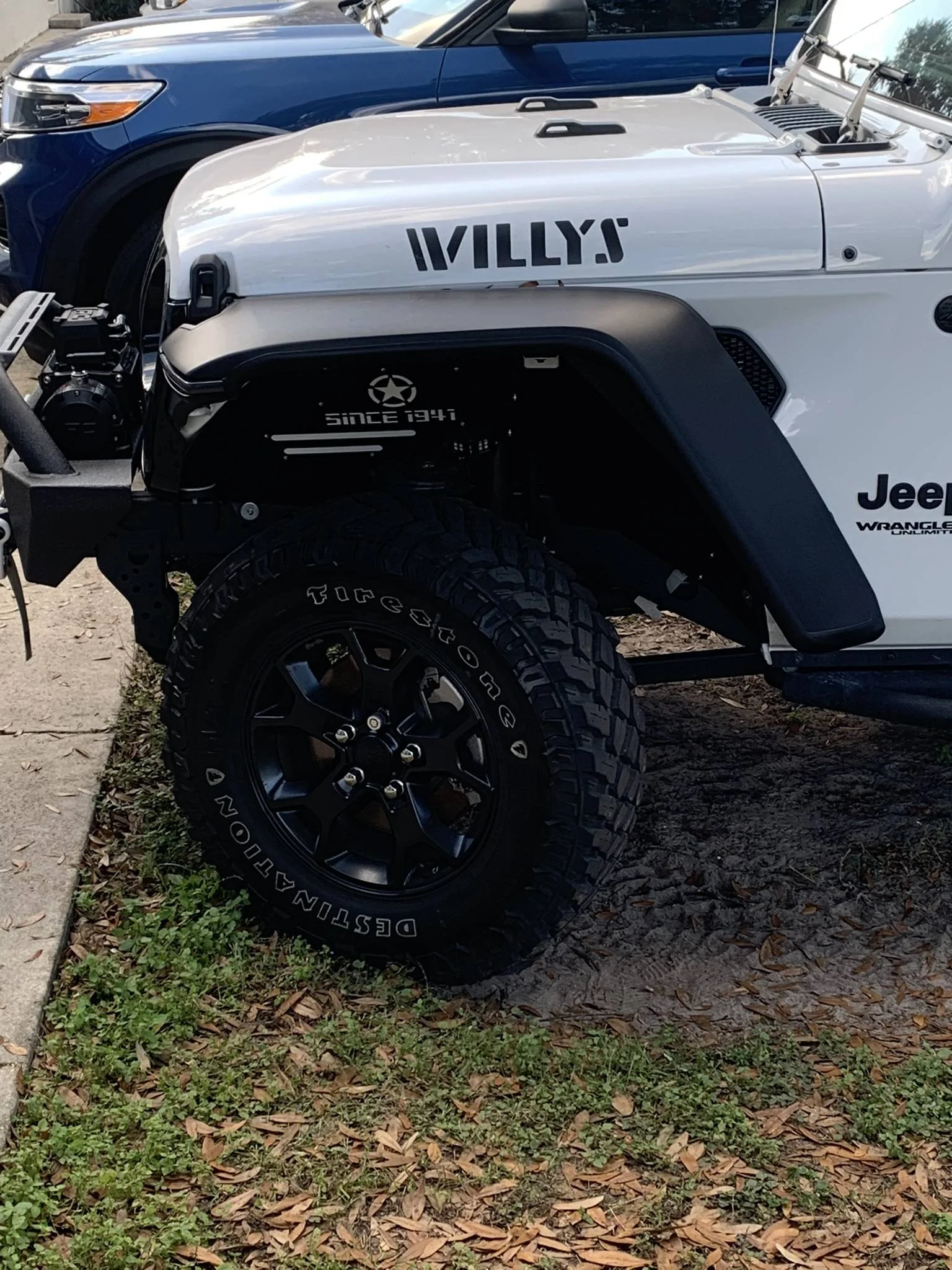 Jeep Wrangler JL Rugged Ridge MaxTerrain vs Bushwacker Hyperform ED10D872-8566-4FBD-B194-7E7BD914D6AA