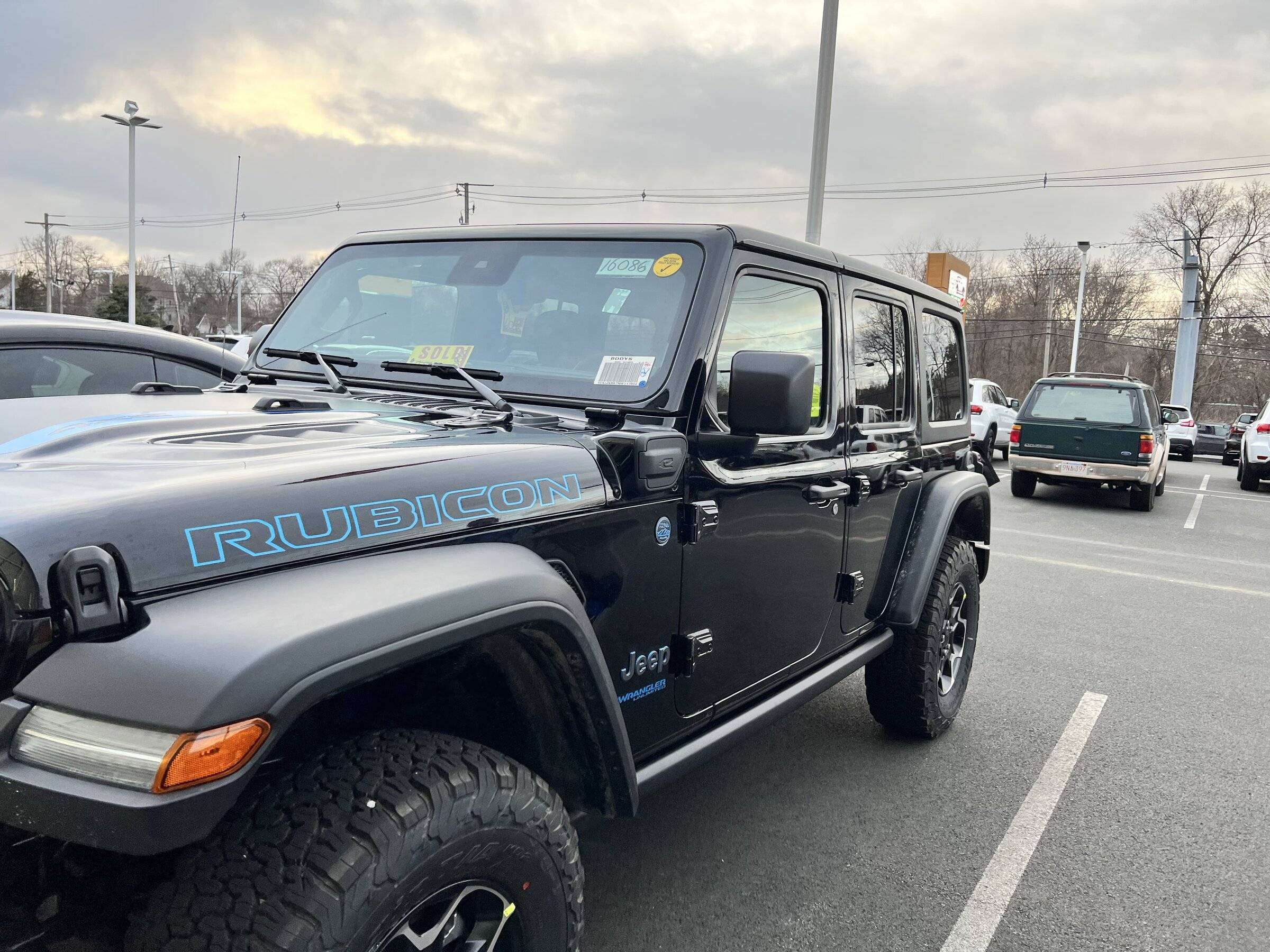 Jeep Wrangler JL Enough is enough 80465A10-2EFE-4FC5-96CA-E2778D6D7C38