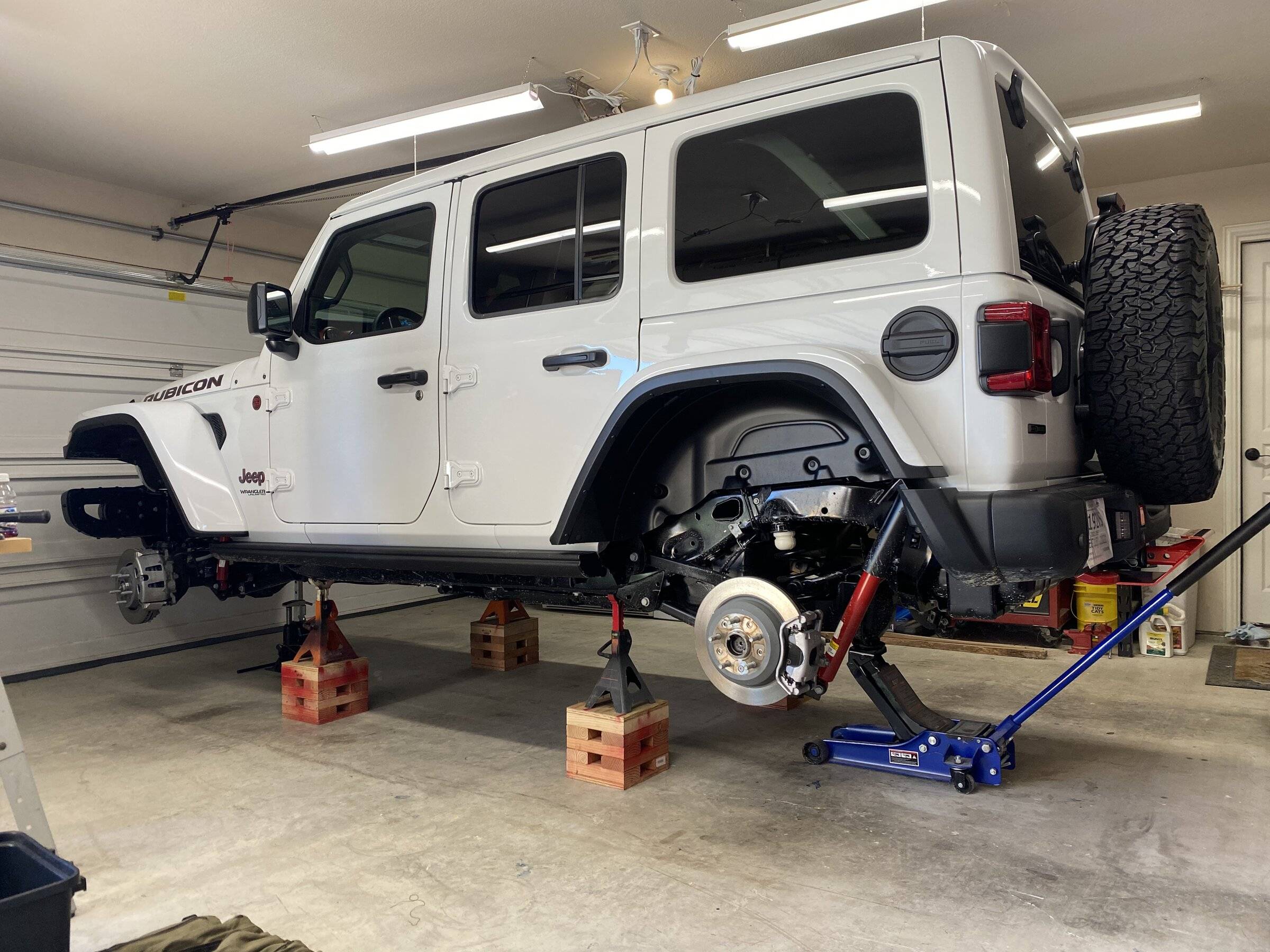 Jeep Wrangler JL How difficult is installing a full suspension? 2DF53CB9-748C-4E64-97C2-E4FE8D142CFD