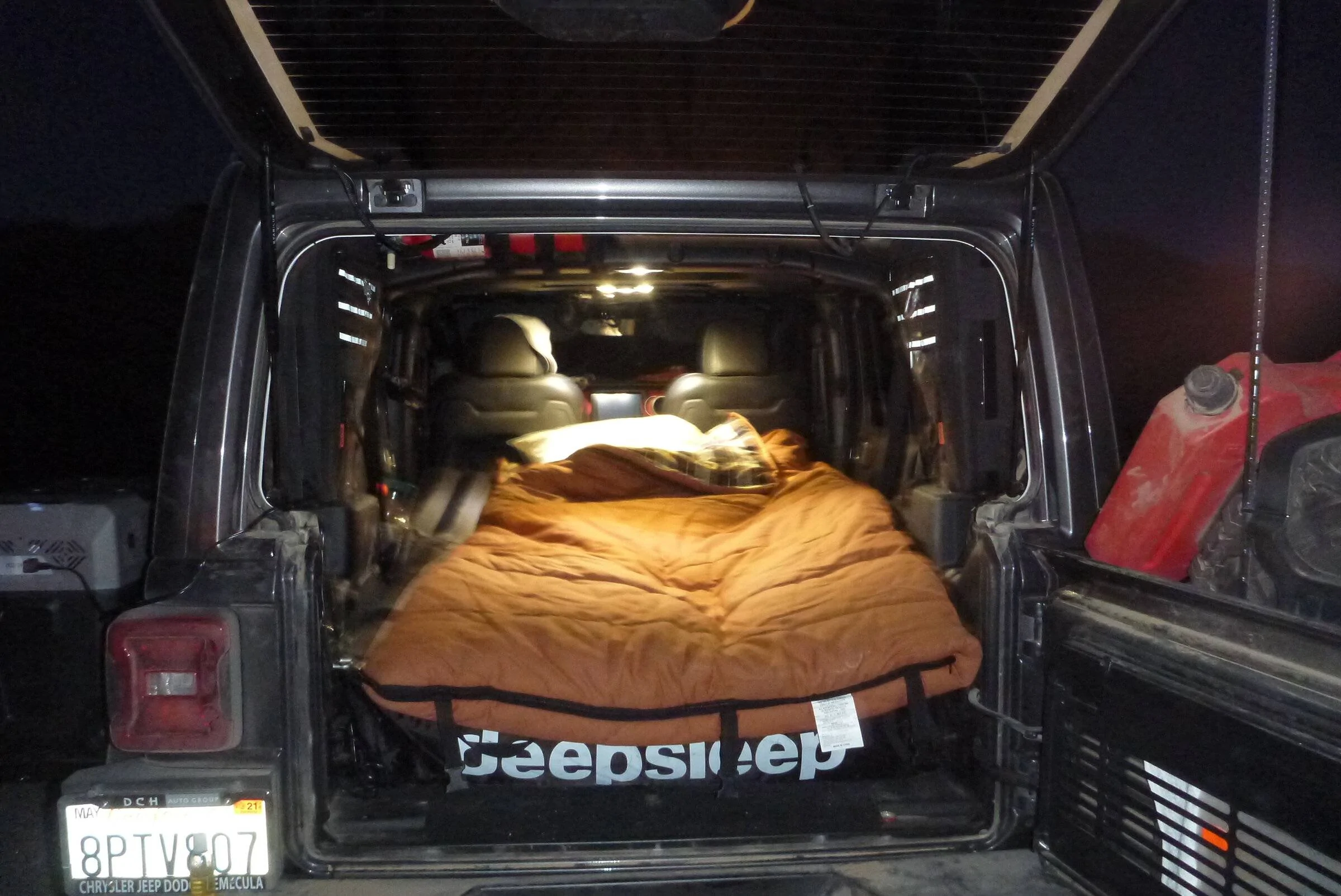 Jeep Wrangler JL Camping inside my jeep D058F164-90FC-4E12-8763-ED51214230D7