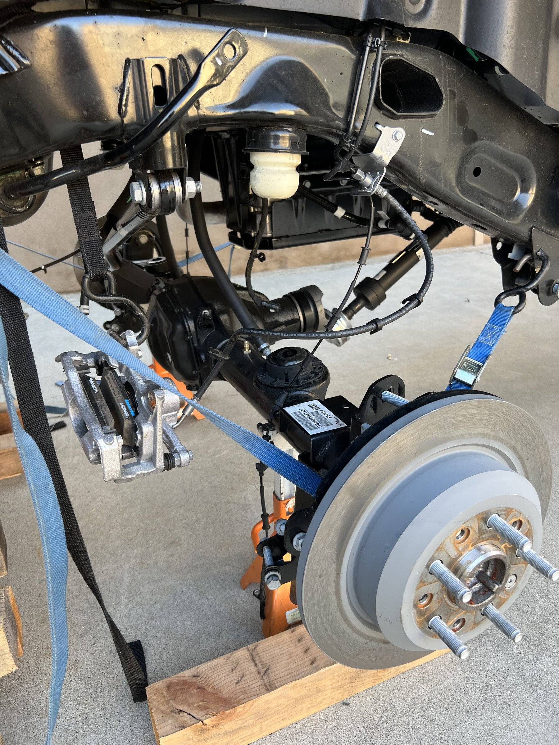 Jeep Wrangler JL How difficult is installing a full suspension? F8EA3643-2FFC-4DE3-B686-C8A21F9D5E3A