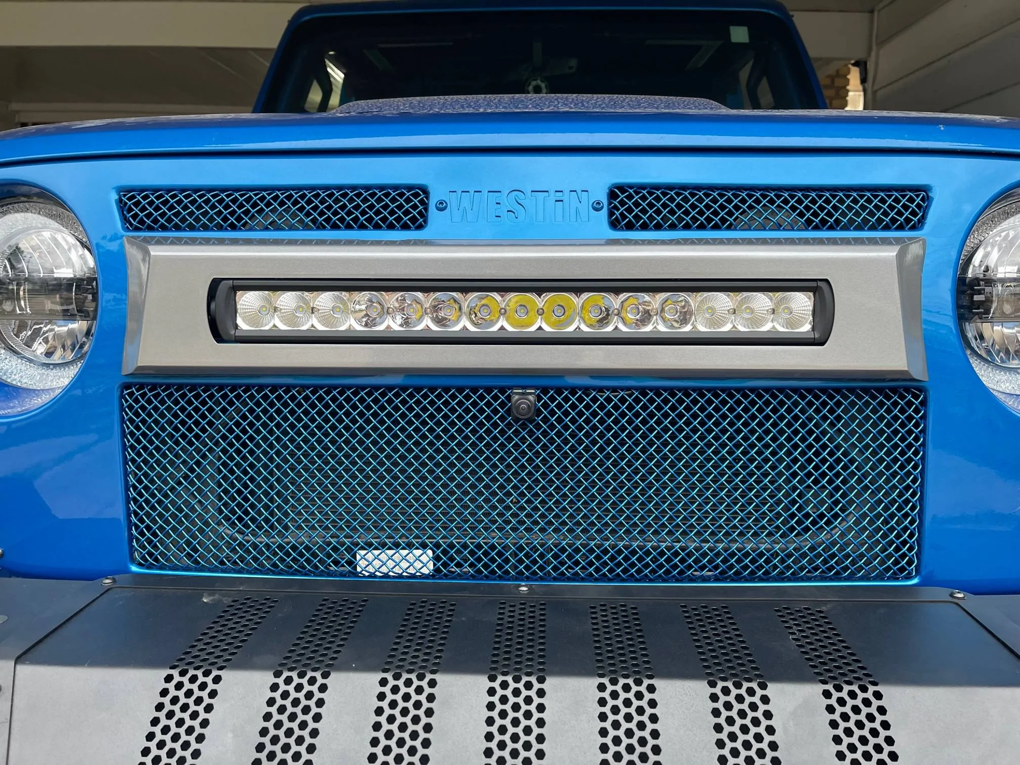 Jeep Wrangler JL Stylish grills that aren't ANGRY. Do they exist? IMG_0578