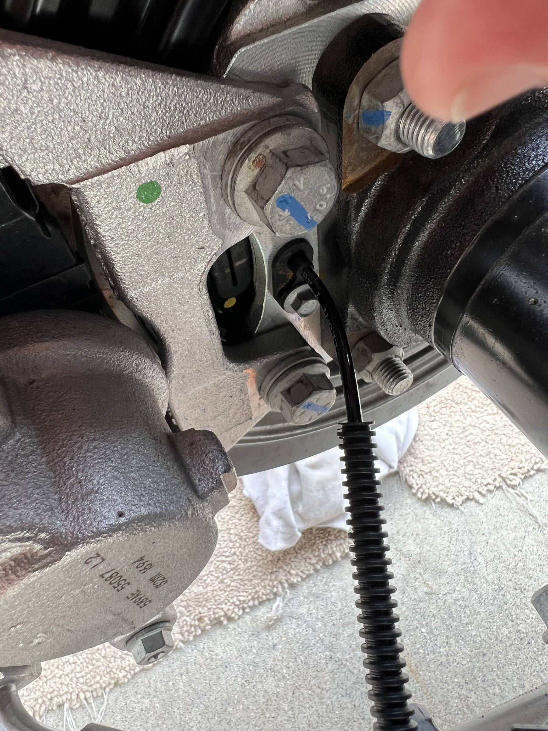 Jeep Wrangler JL Help needed: Caliper torque spec please….. 30BBF38F-98E8-43BF-94B3-707CE409CED5