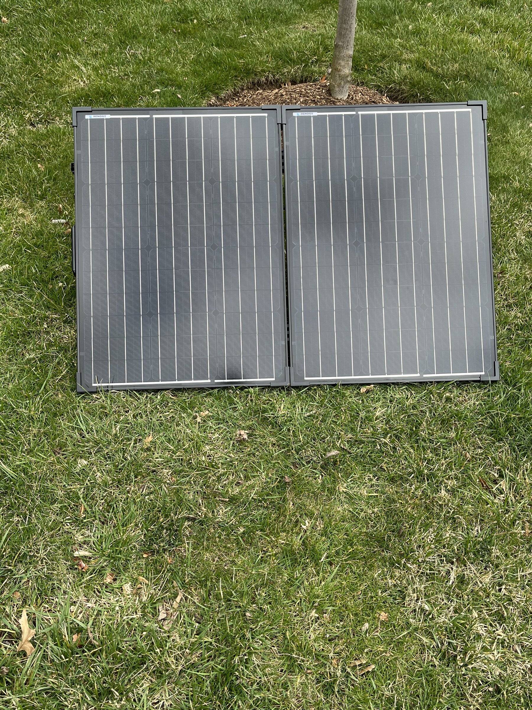 Jeep Wrangler JL Renogy 100w Solar Suitcase 4B48C23A-CE29-485E-9276-9D1F19A08CE5