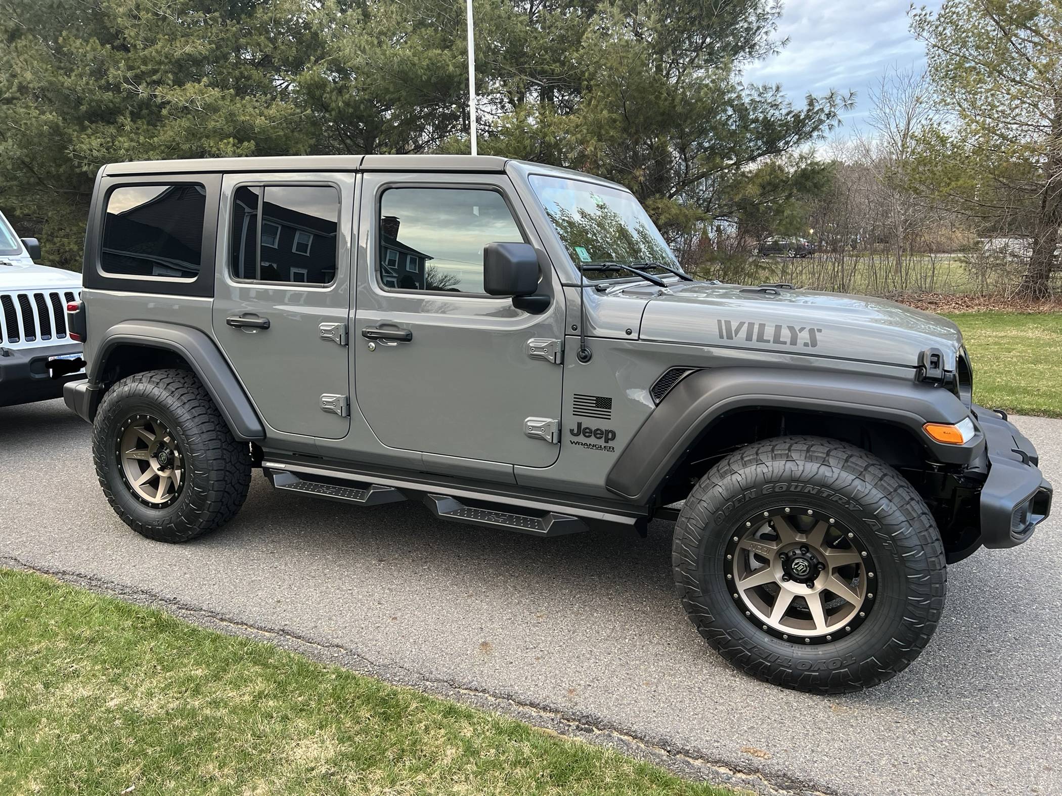 Jeep Wrangler JL Sting Grey JLU Wheel Setups FBEF5475-5333-4593-AF35-9093B35EE811