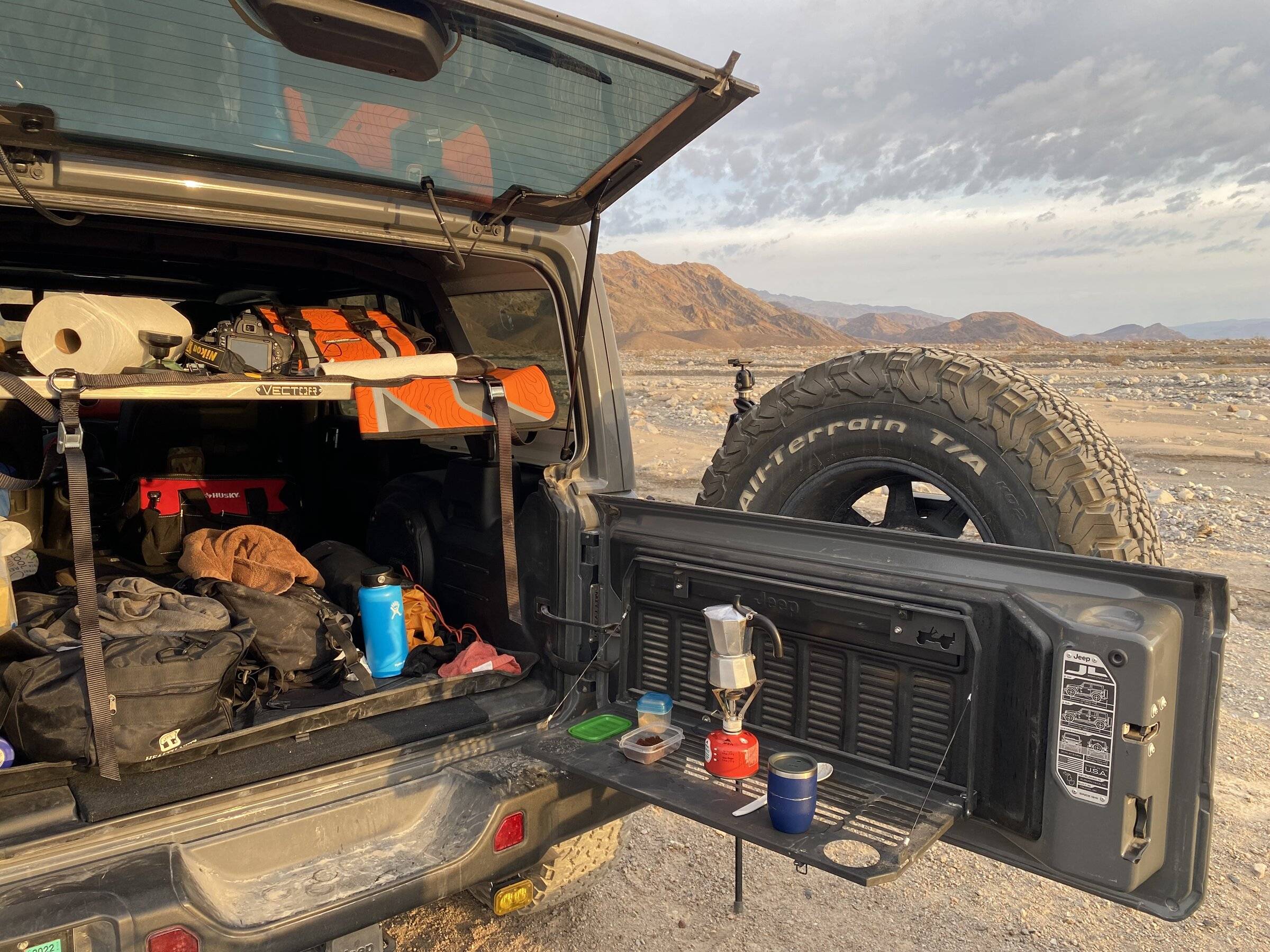 Jeep Wrangler JL Camp Coffee Set Up C110468C-3FBD-4281-81FA-6959D1921527