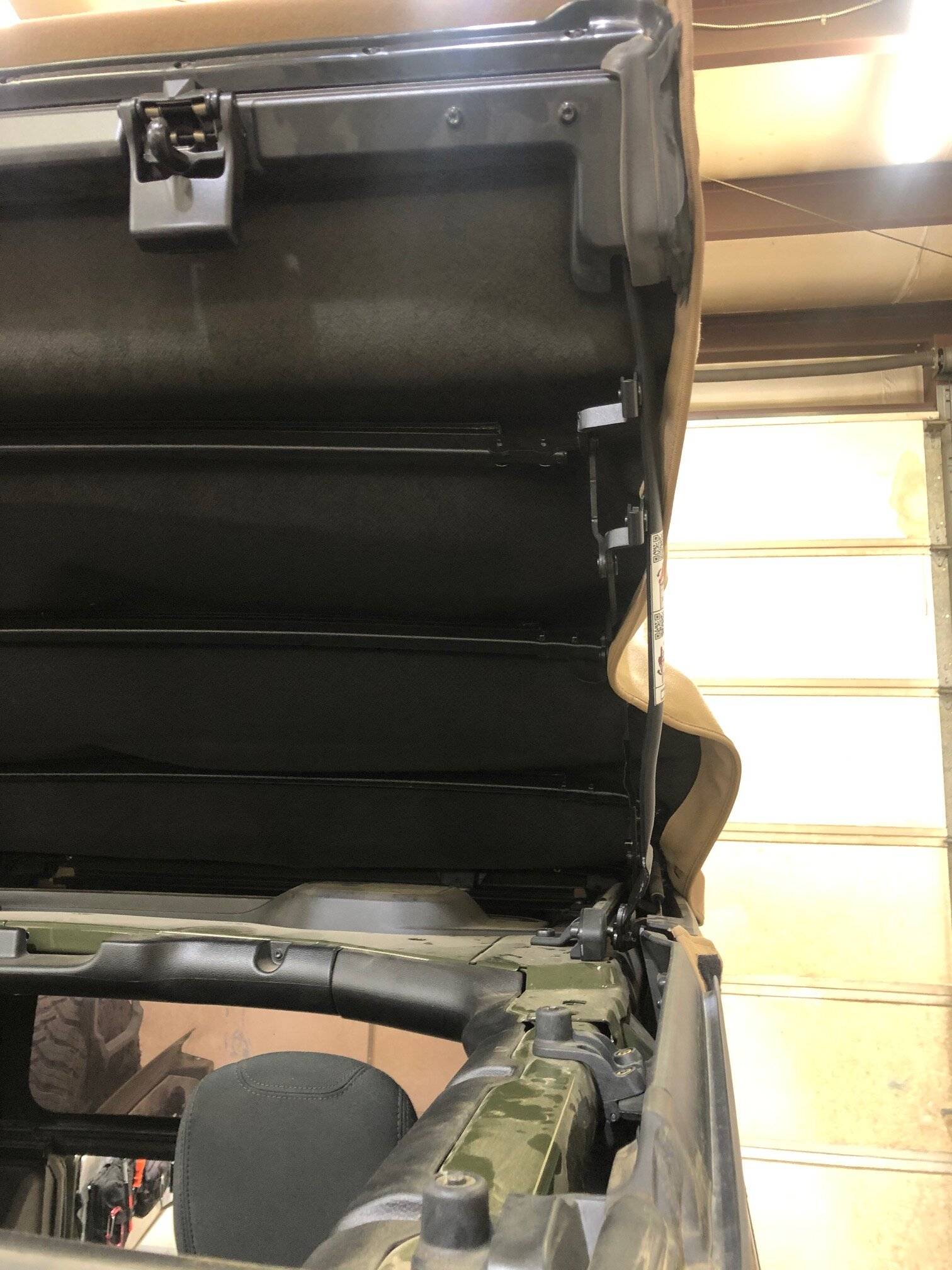 Jeep Wrangler JL Damaged Soft Top - Need Photos IMG_7287