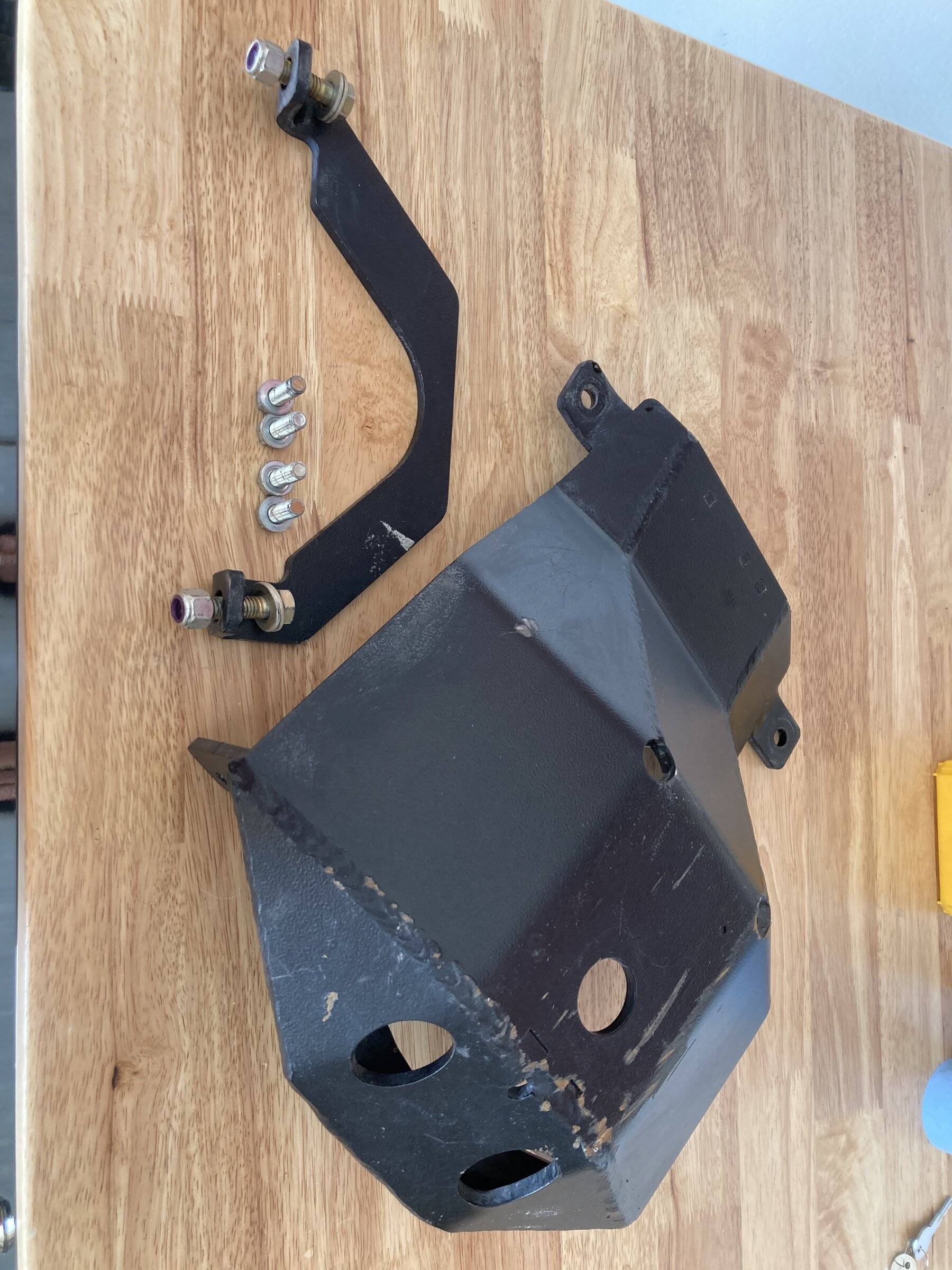 Jeep Wrangler JL Rough Country front diff skid Rubicon D8349288-4375-40AE-AF1C-BEF118F67D7D