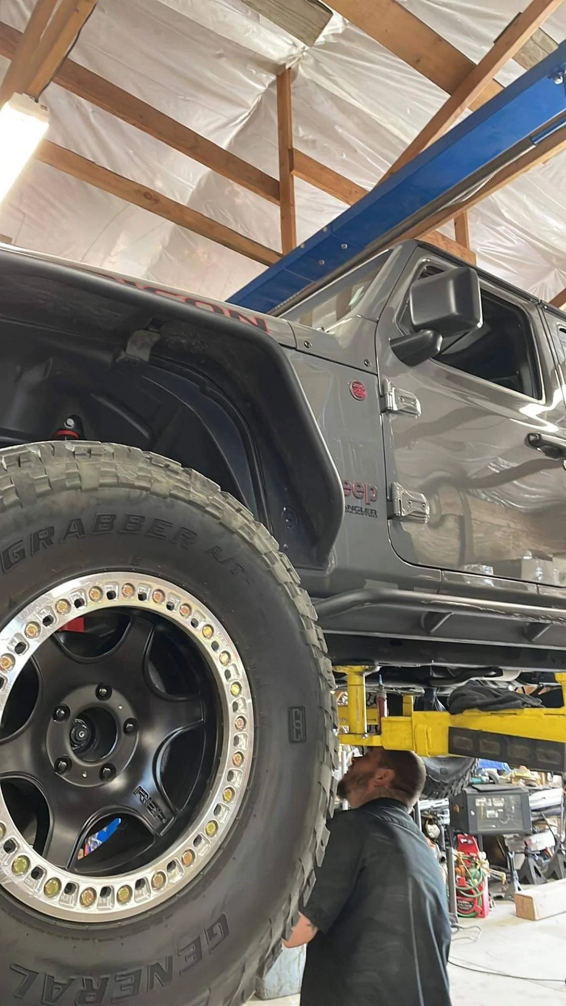 Jeep Wrangler JL Sting Grey JLU Wheel Setups A489BDB8-625B-49D4-A202-8B841A24EEA7