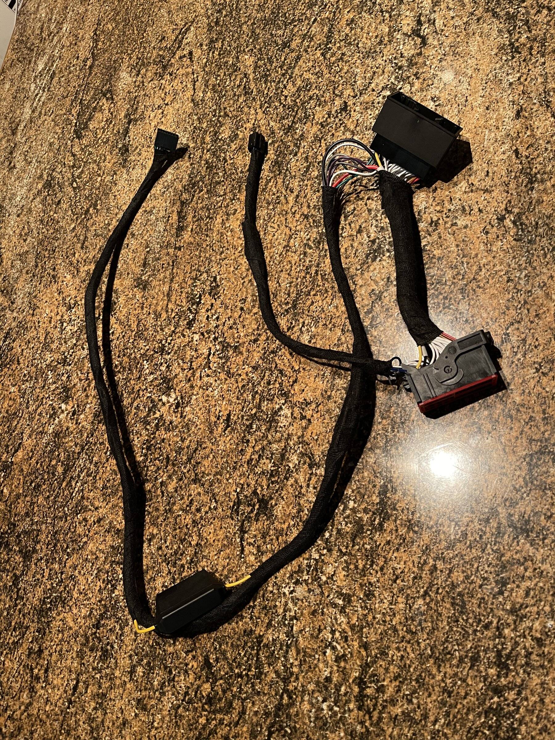 Jeep Wrangler JL Adding an Aftermarket Amp(s) A8D07E9B-4189-4661-95BC-A20E0C3373AB