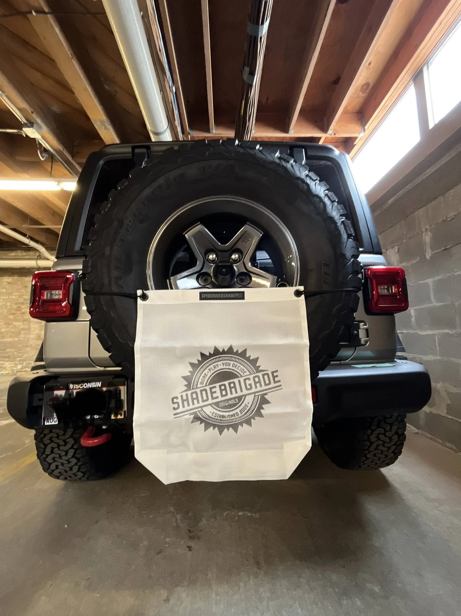 Jeep Wrangler JL Spare Tire Trail Trash Bag (camera friendly) 4244C219-C124-4CE1-95D1-9B6C94C4CEA9