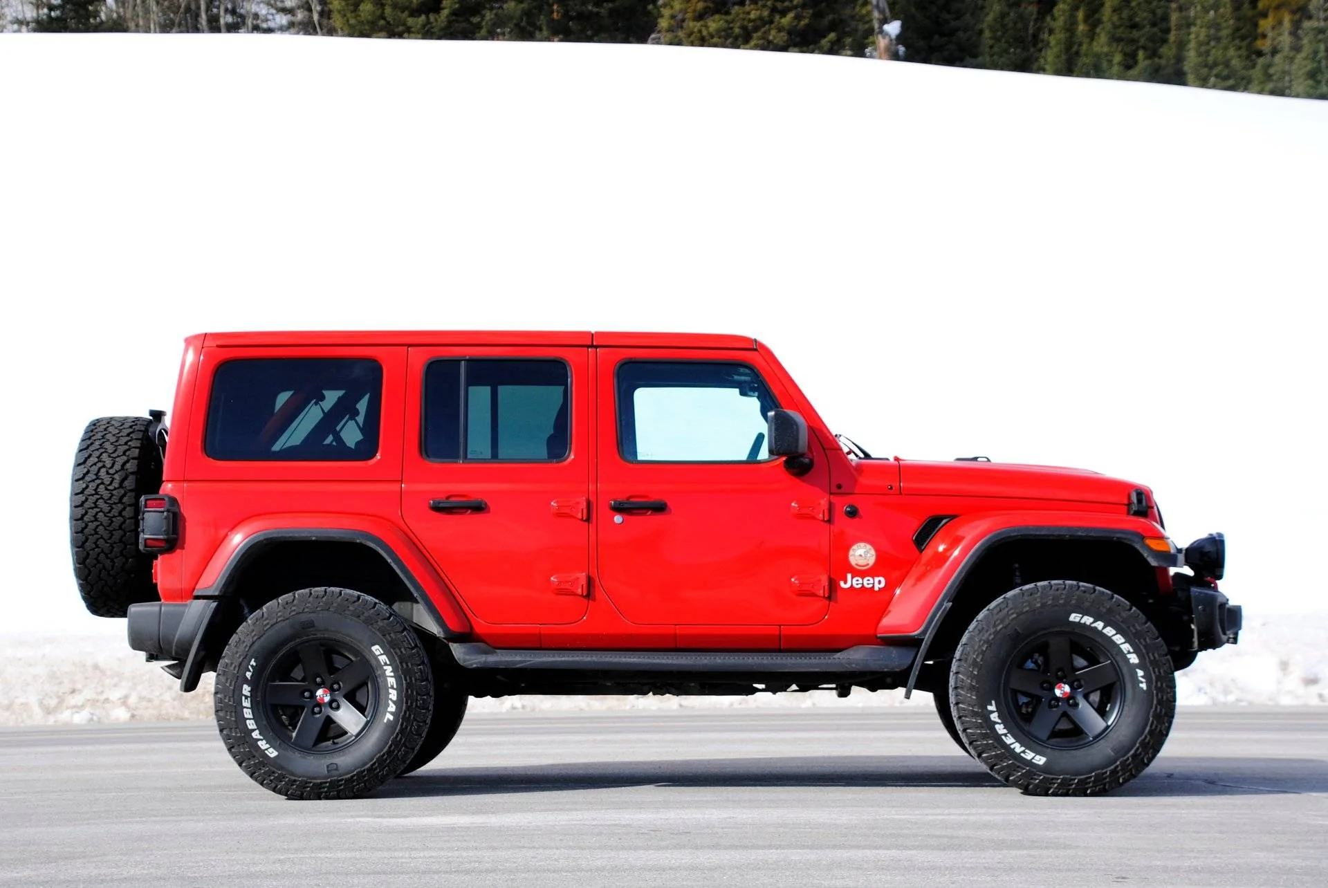 Jeep Wrangler JL 22w package 313289C1-BAEE-4007-B65B-284AEB5C6A17