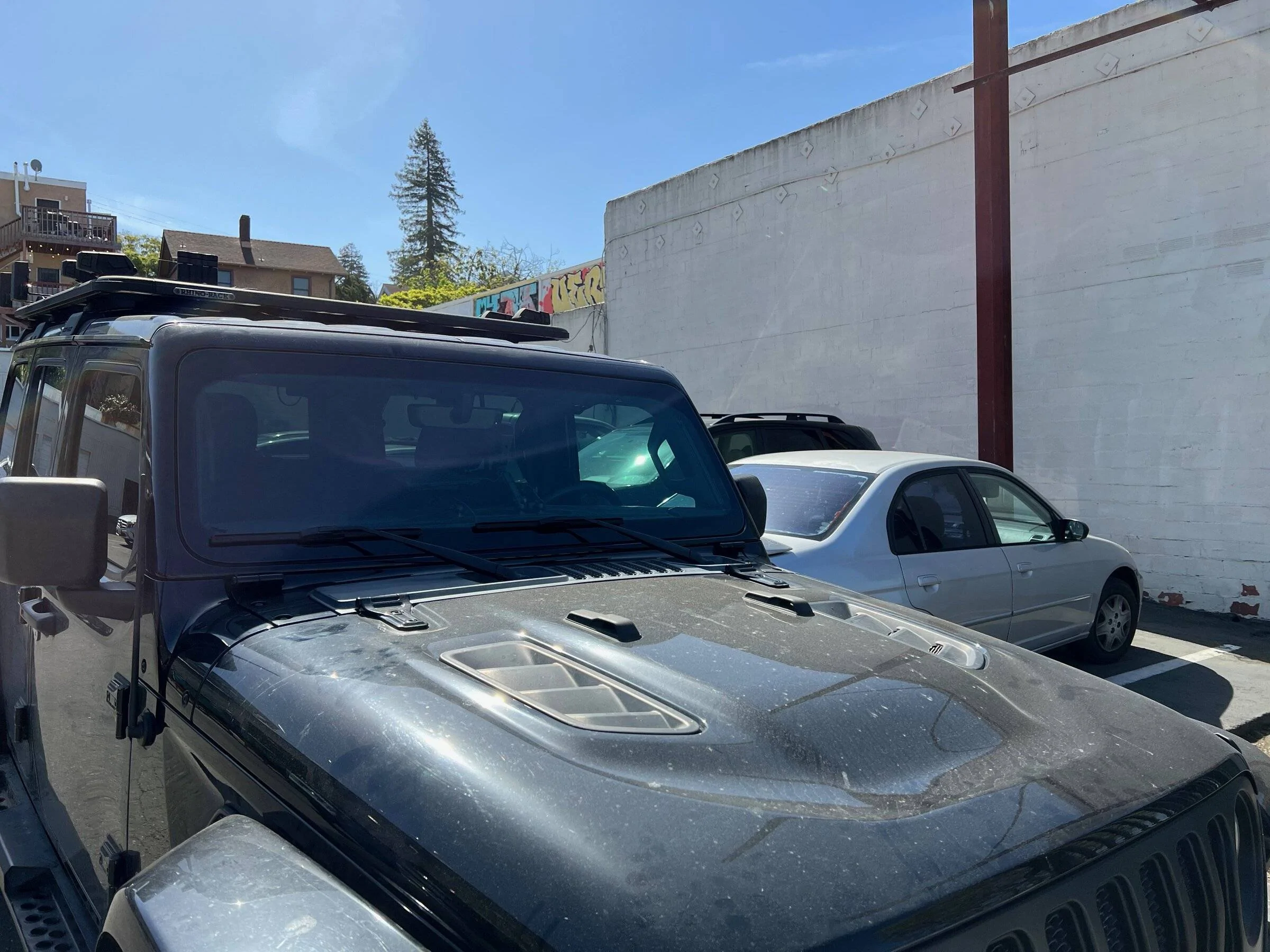 Jeep Wrangler JL Cracked Windshield Club IMG_4654