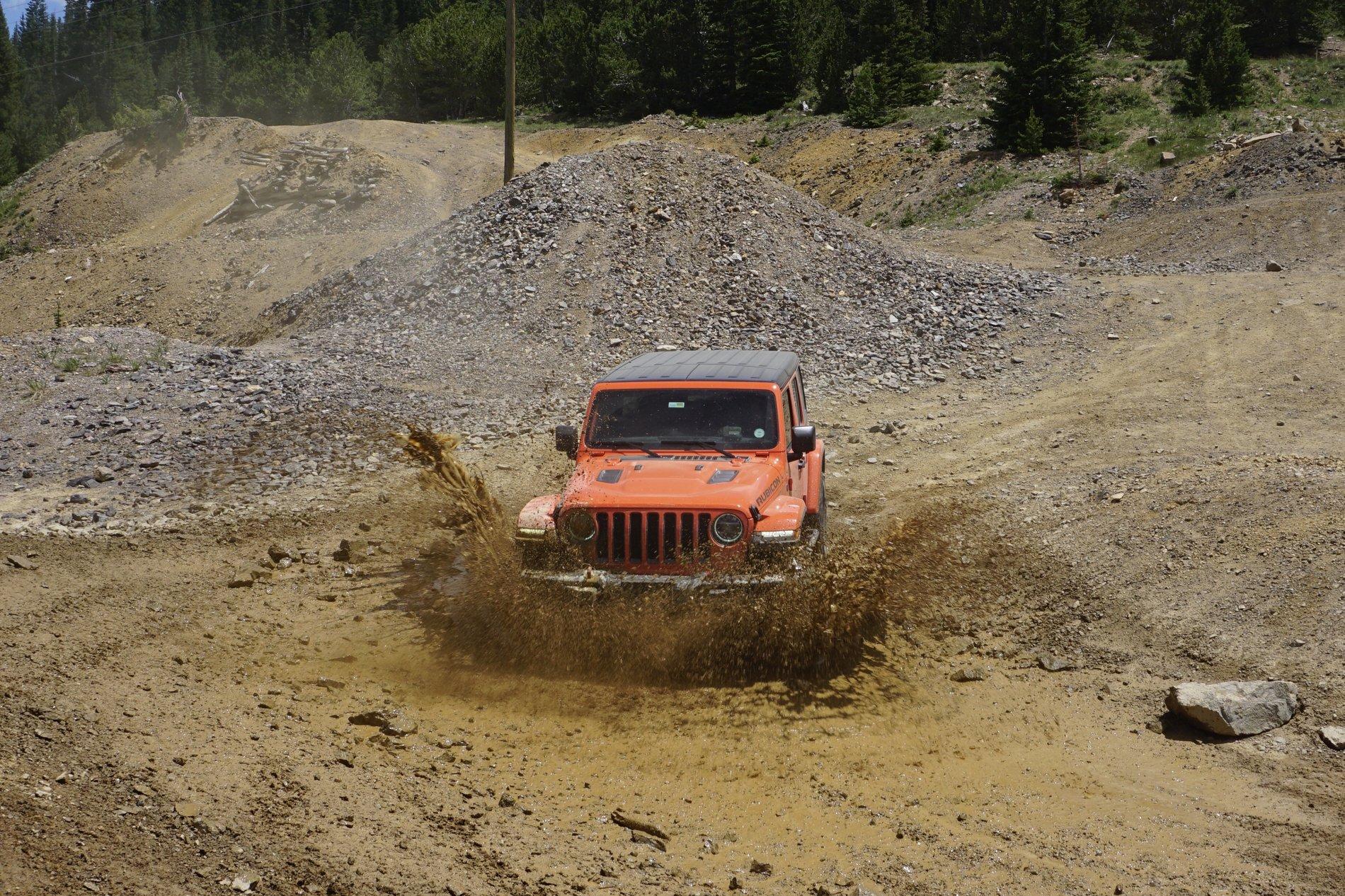 Jeep Wrangler JL PUNK'N Wrangler Jl club 15D1389C-0106-4DD5-BF7B-CF5A6FF40B94