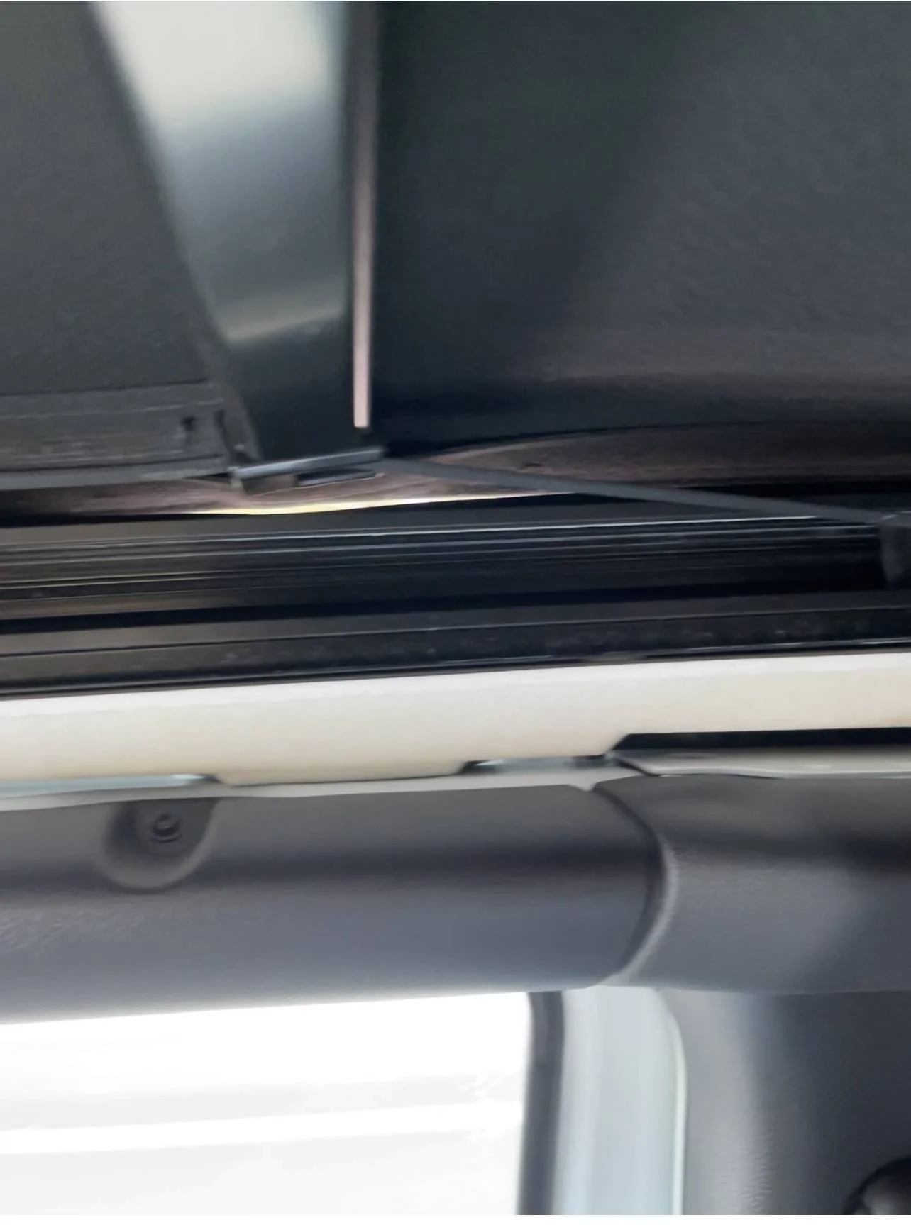 Jeep Wrangler JL Leak! One Touch Power Roof C4E49871-A761-4483-9E7A-5B9384FDCBF2