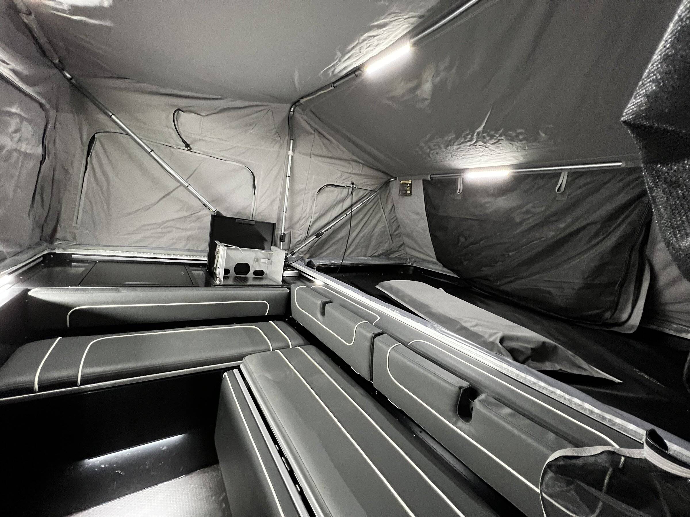 Jeep Wrangler JL Trailer overlanding 40CFADAA-481D-4E63-BD41-374FB831A790