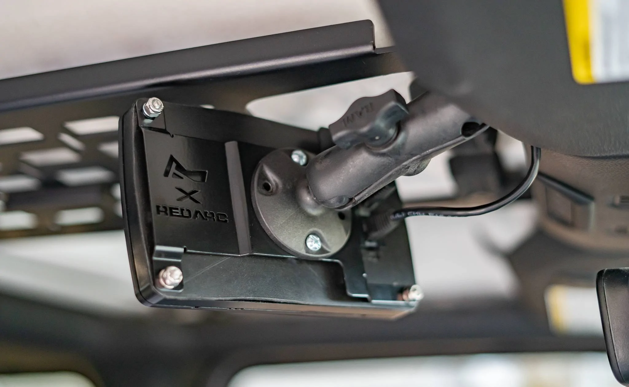 Jeep Wrangler JL Meet The TrailRax REDARC Mount! JMO03661