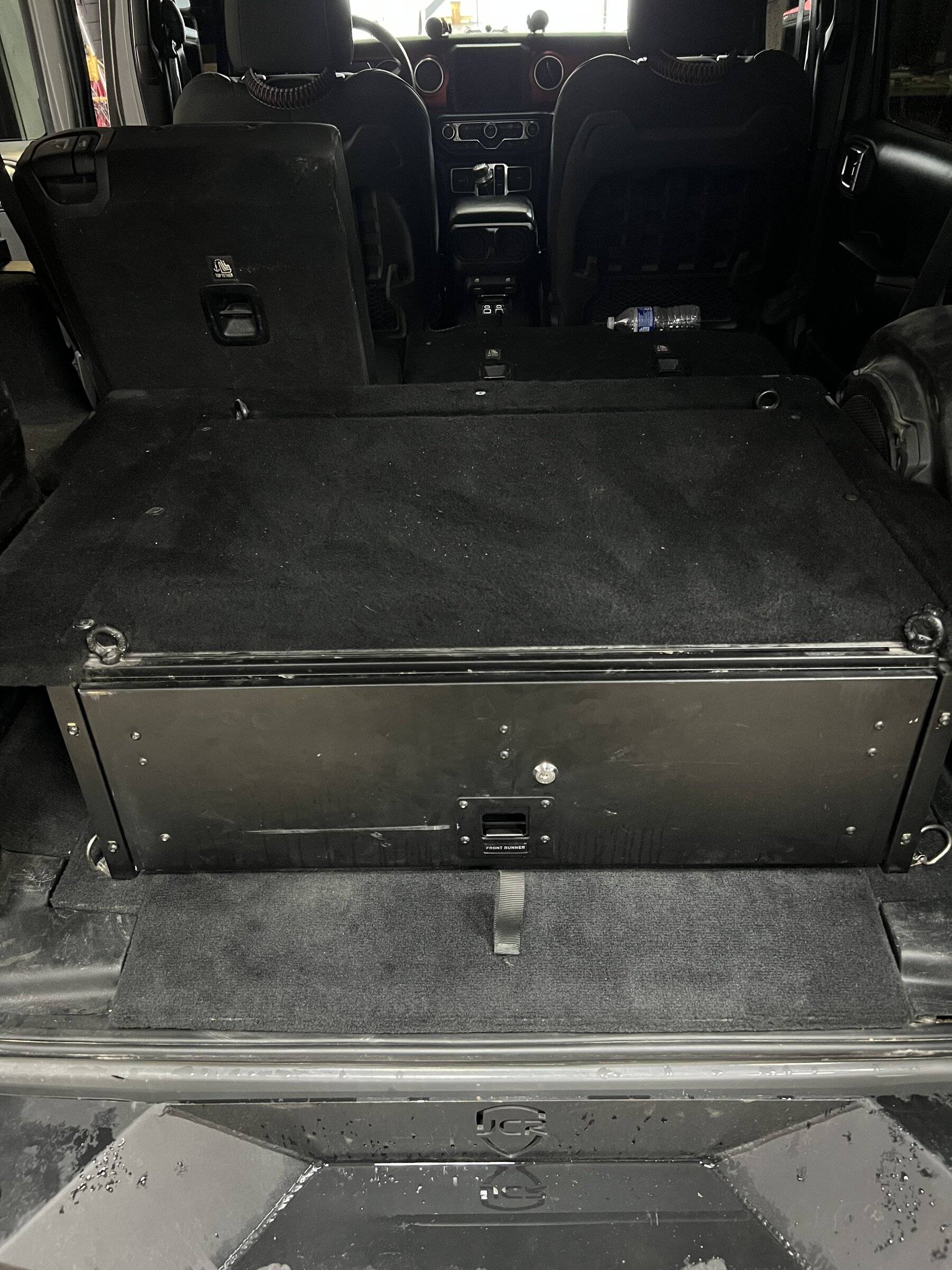 Jeep Wrangler JL Factory looking rear storage B3540D5B-88FC-4672-952B-C95C4FCF9D04