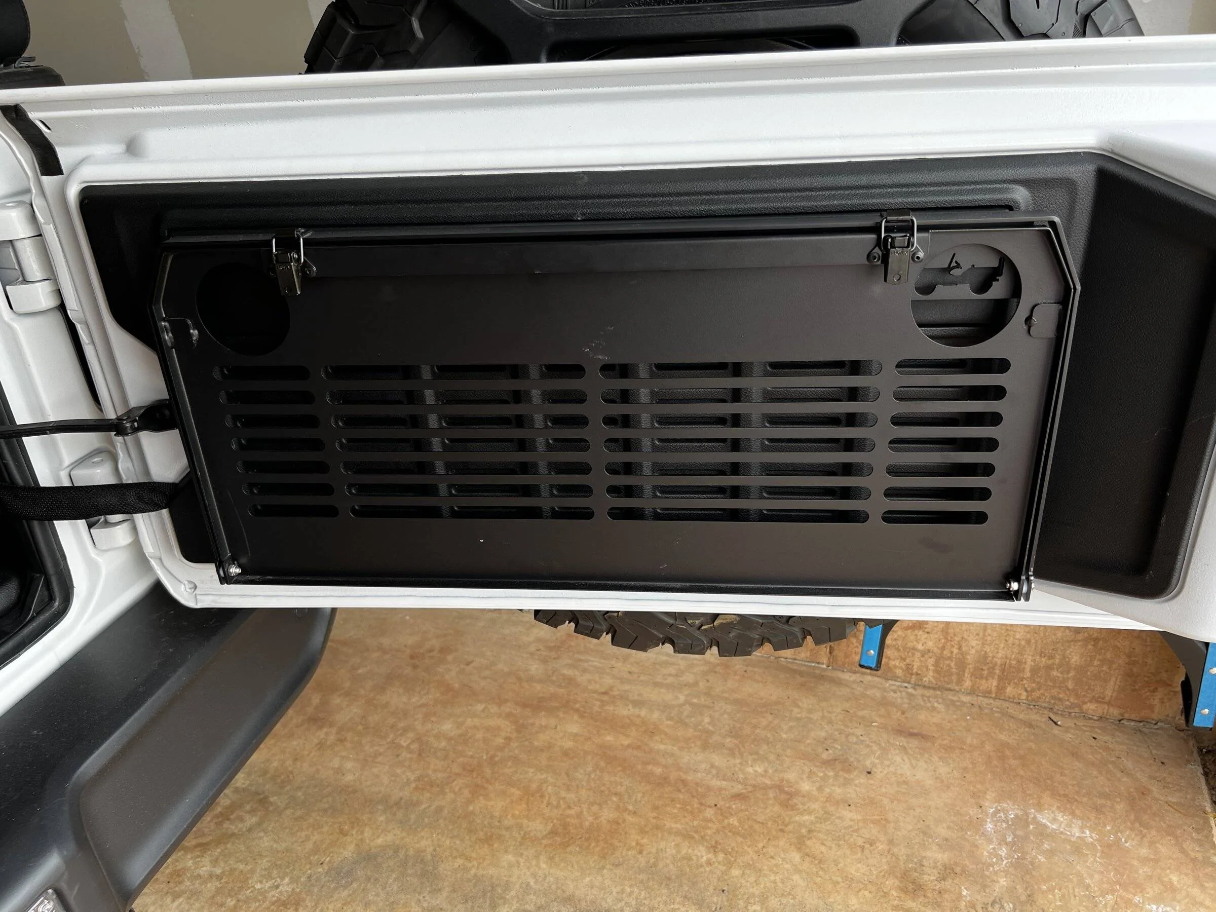 Jeep Wrangler JL MOPAR JL Tailgate Table $125 OBO tempImage3cmakZ