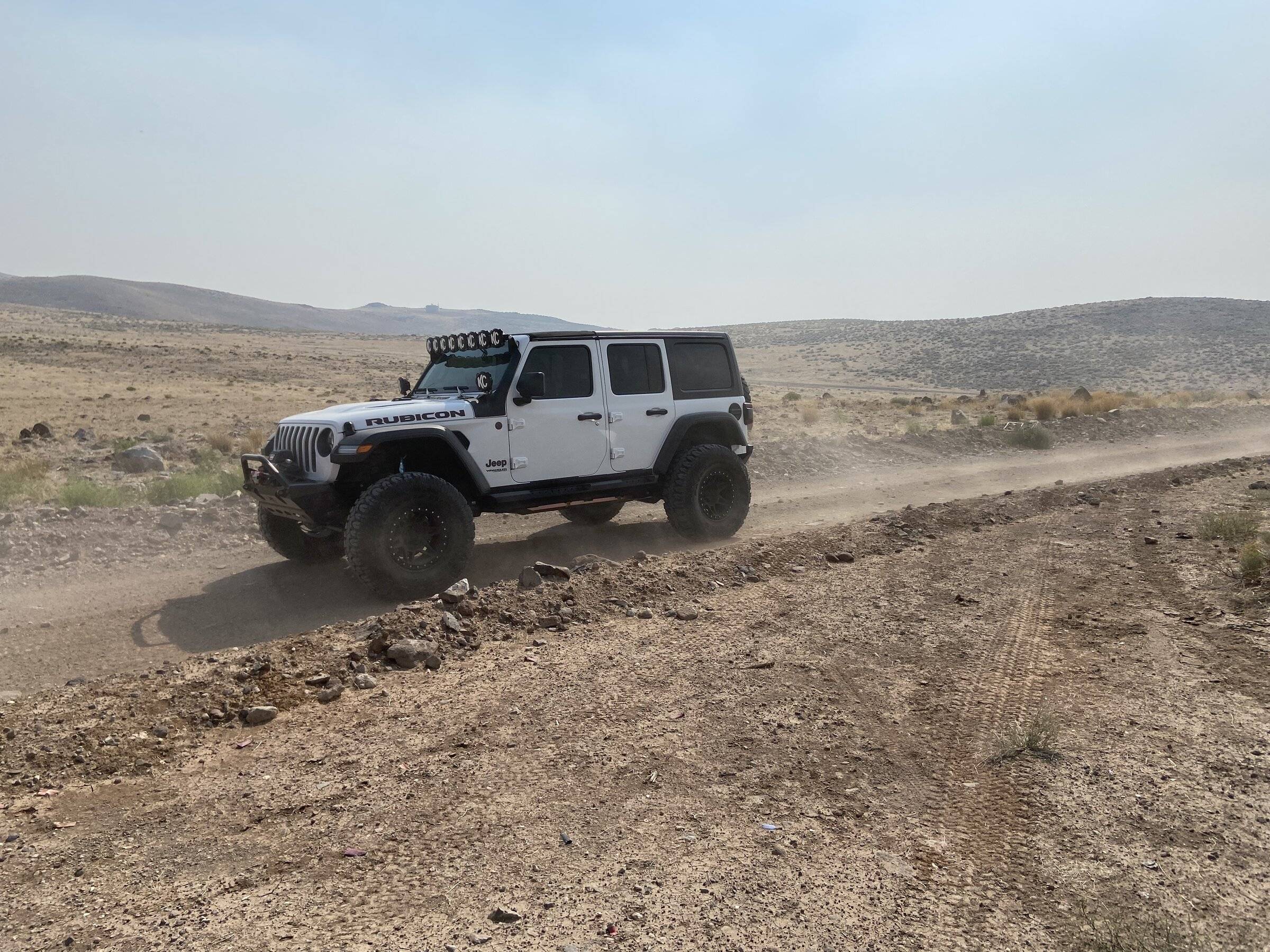 Jeep Wrangler JL Dust galore in interior 86A1FD40-5382-4D81-8990-4D7CCB440179