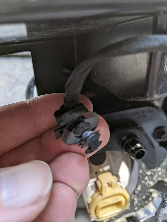 Jeep Wrangler JL Nub question: Wiring harness fasteners PXL_20220415_190646017