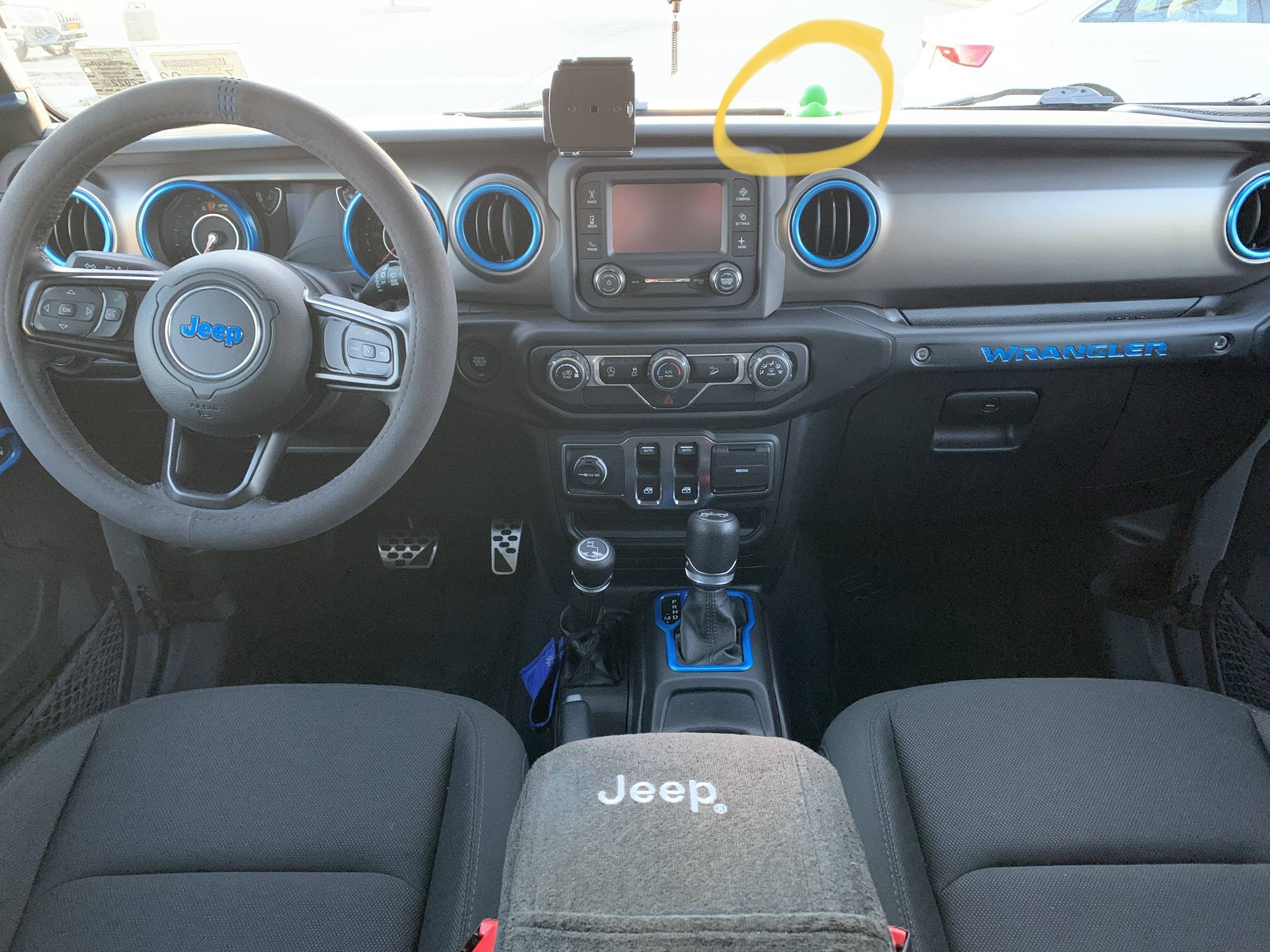 Jeep Wrangler JL Ducking 7C552007-61FF-4B5B-A55D-CDE93192D9CC