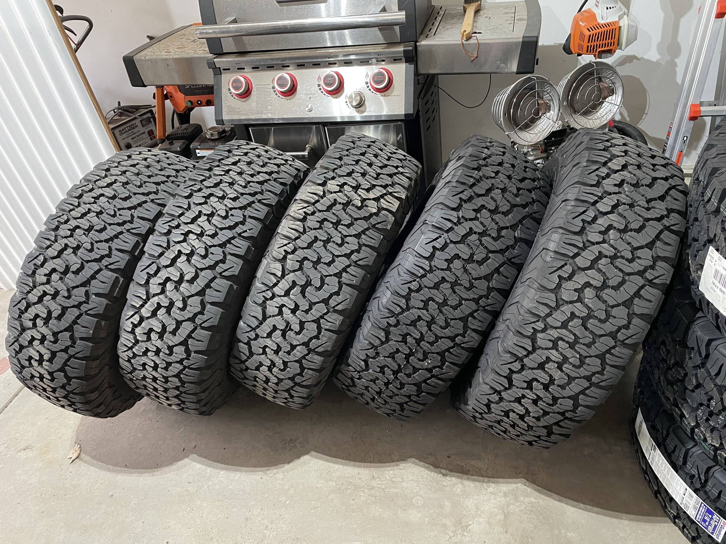 Jeep Wrangler JL Rubicon Wheels and Tires B5DD9854-89DE-426D-AA6F-992A2501BBB5